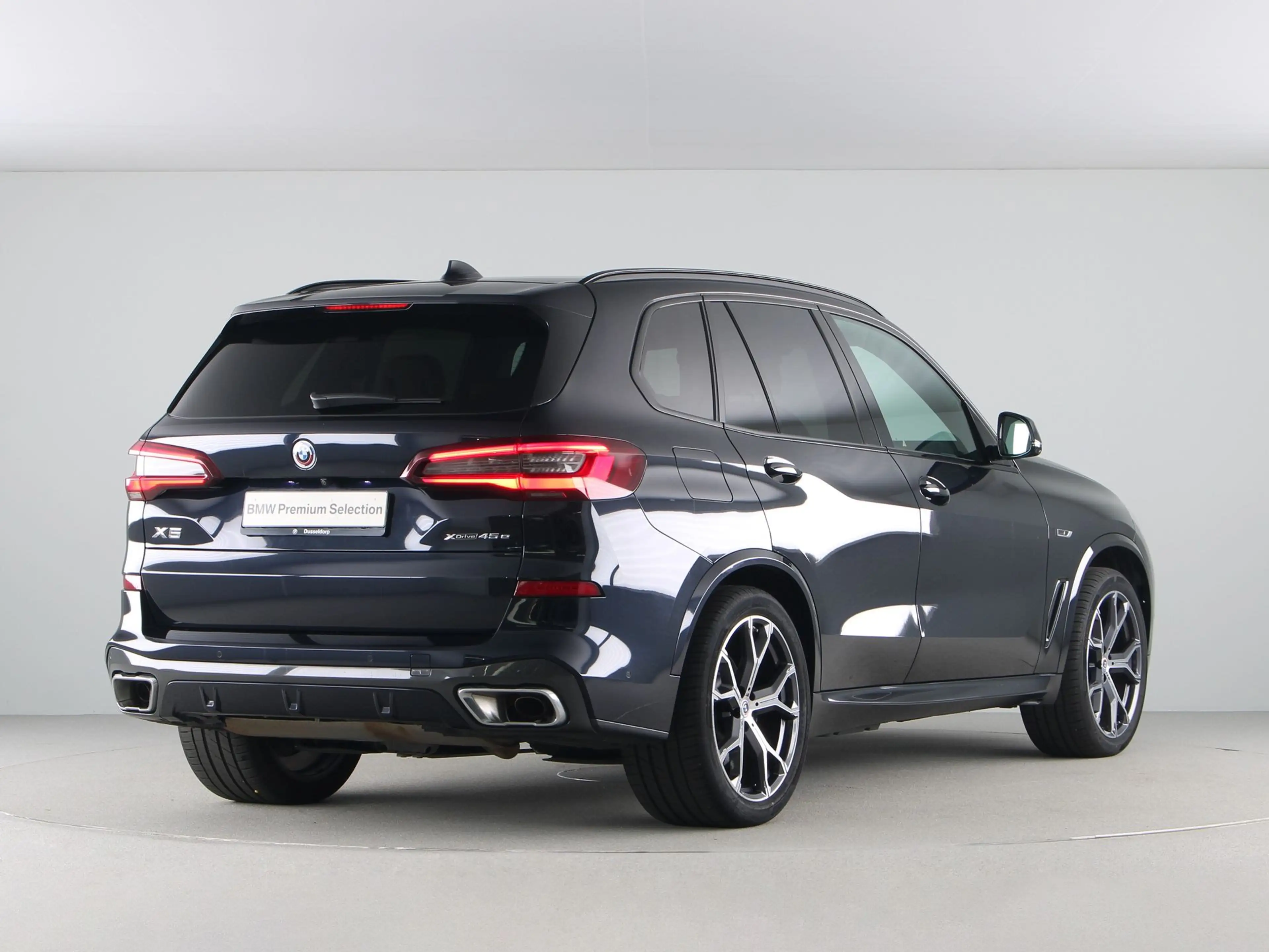 BMW X5 xDrive45e High Executive M-Sport Pro — photo 9