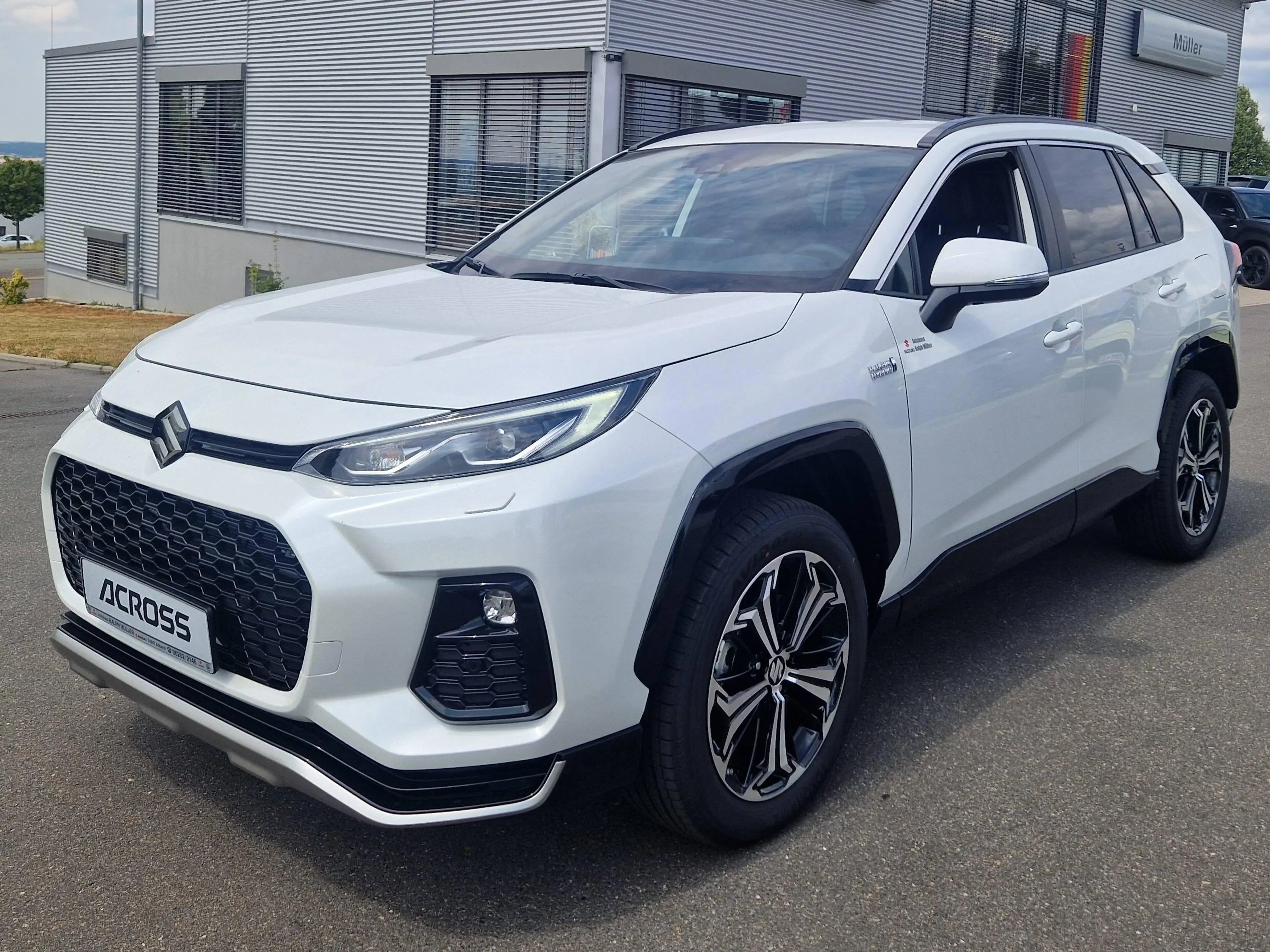 Suzuki Across Across PLUG-IN HYBRID AHK