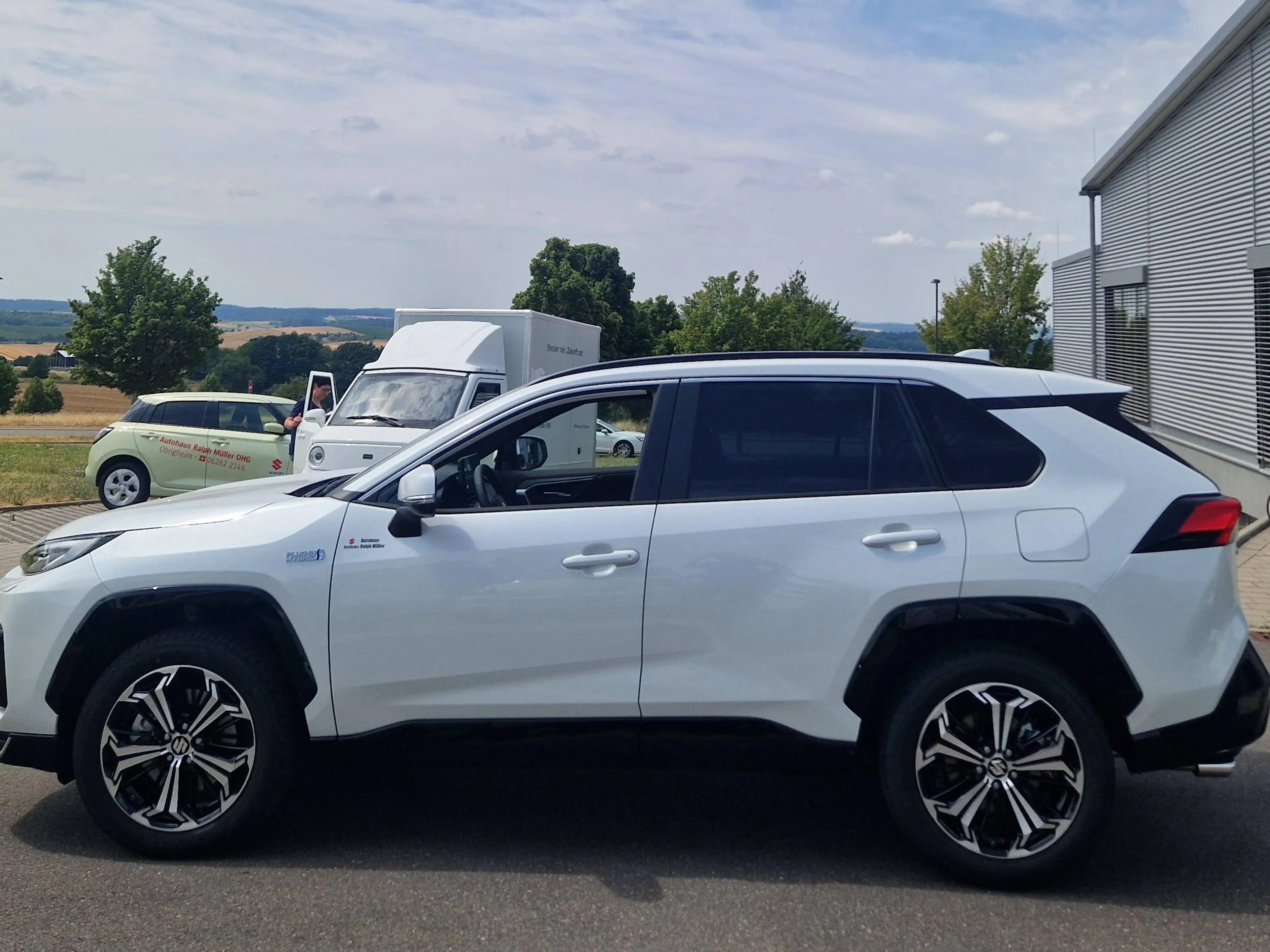 Suzuki Across Across PLUG-IN HYBRID AHK — photo 2