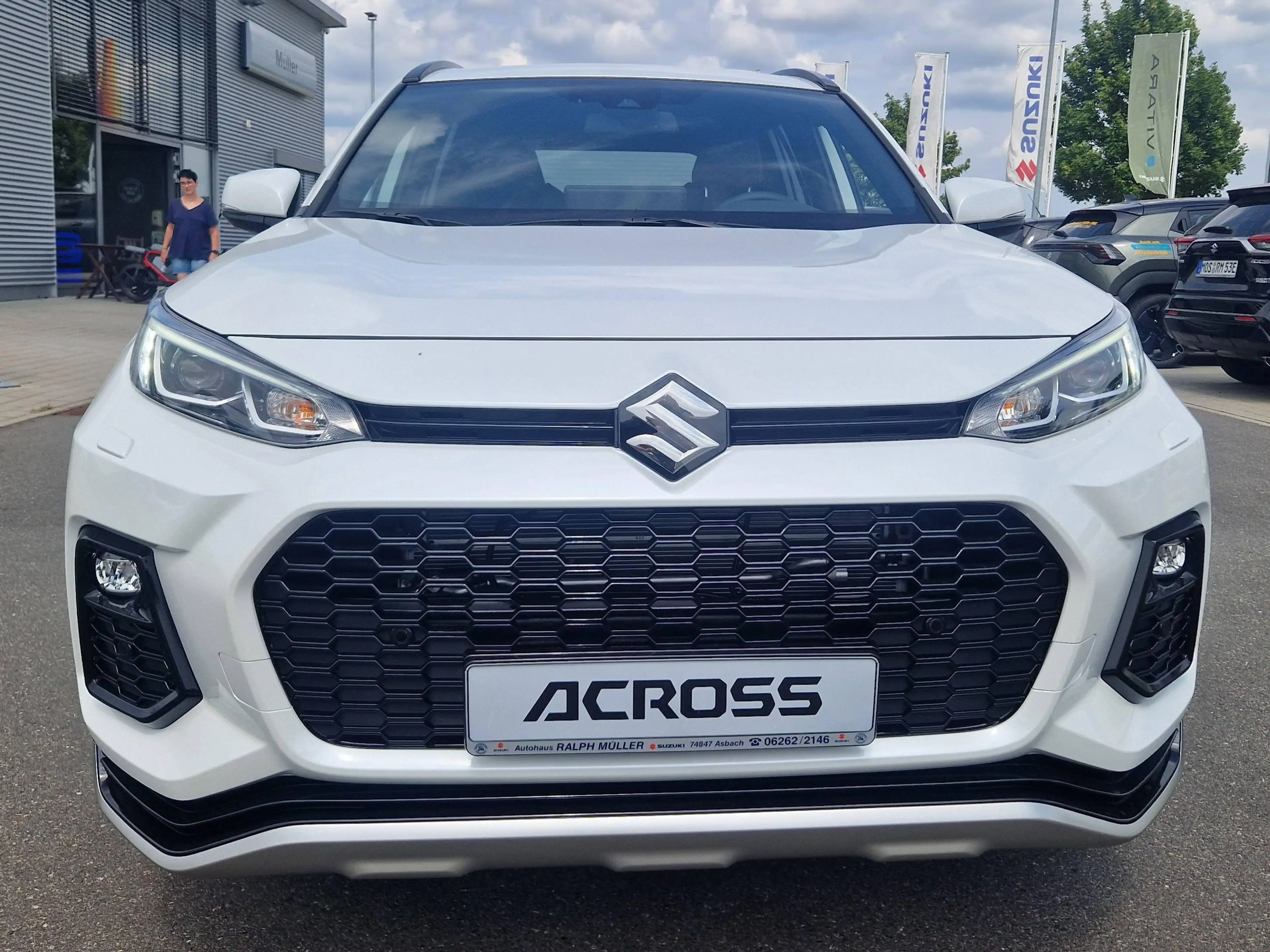 Suzuki Across Across PLUG-IN HYBRID AHK — photo 9