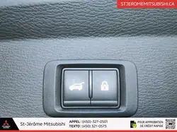 Mitsubishi Outlander 2026 — фото 7