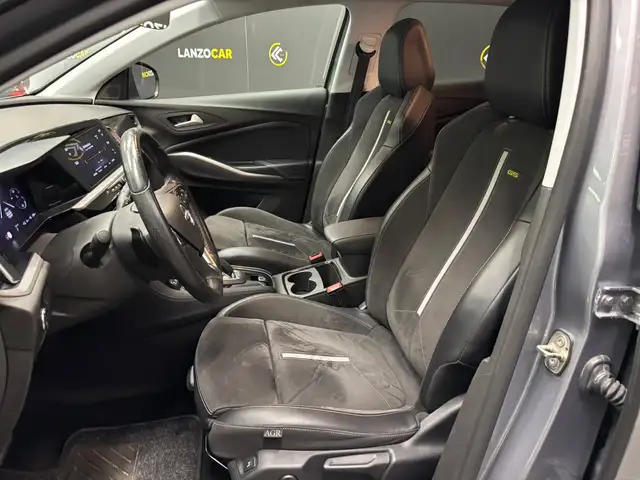 Opel Grandland view 12