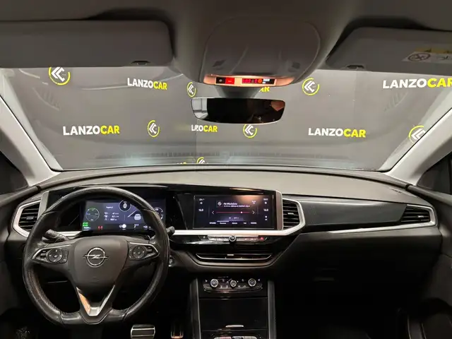 Opel Grandland view 7