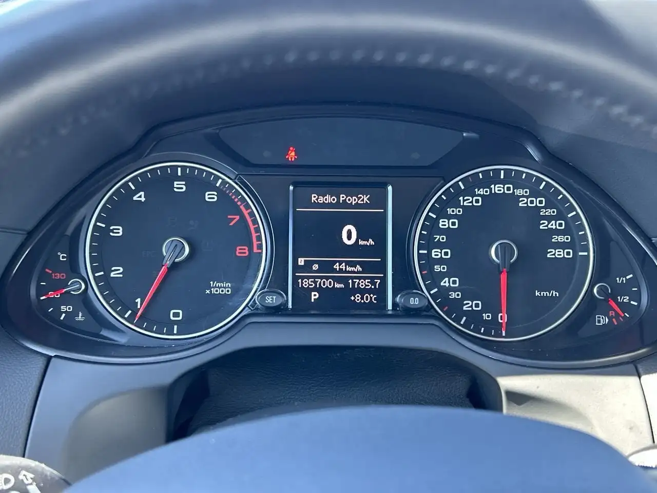 Audi Q5 снимка Audi Q5