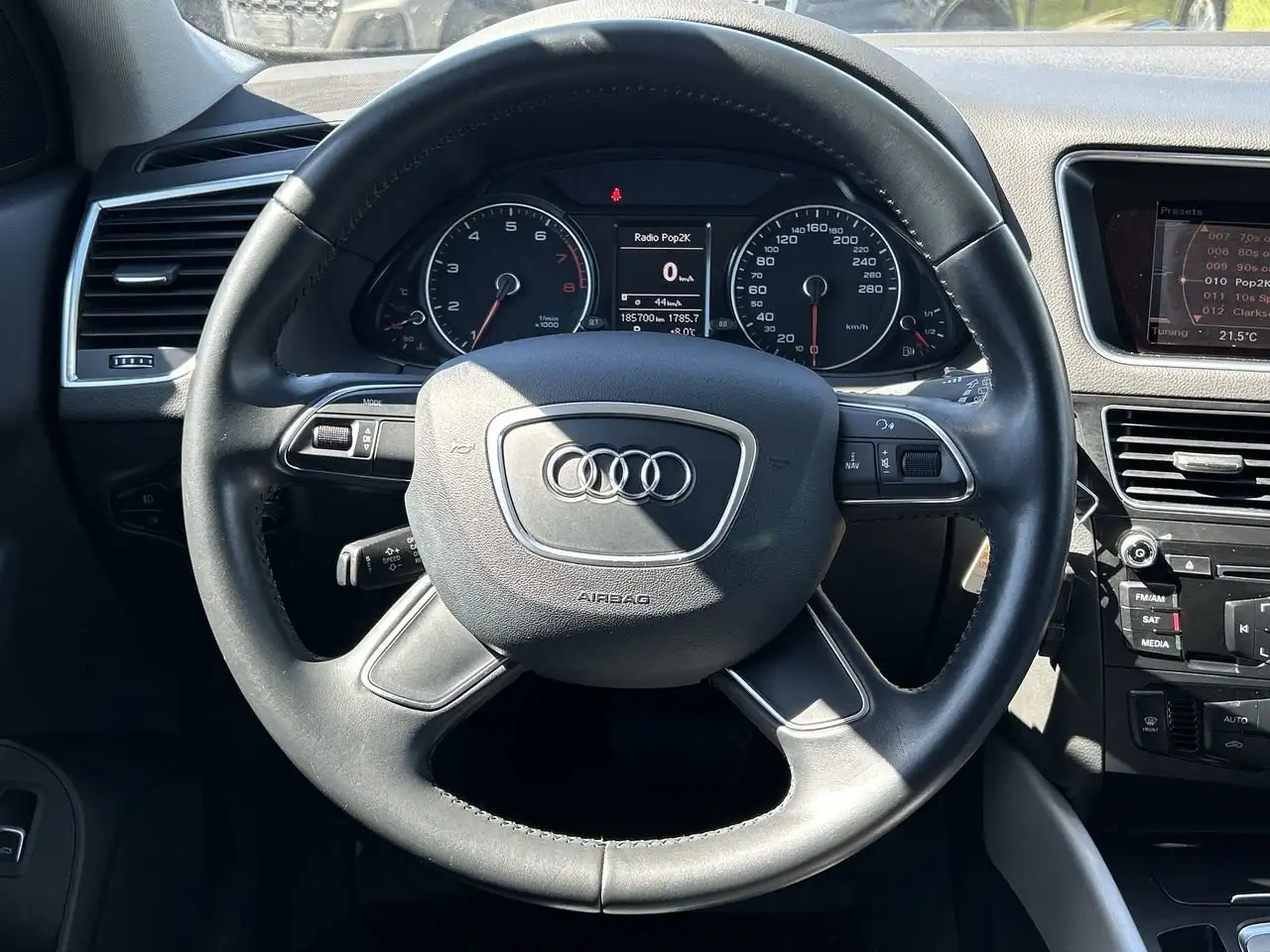 Audi Q5 снимка Audi Q5