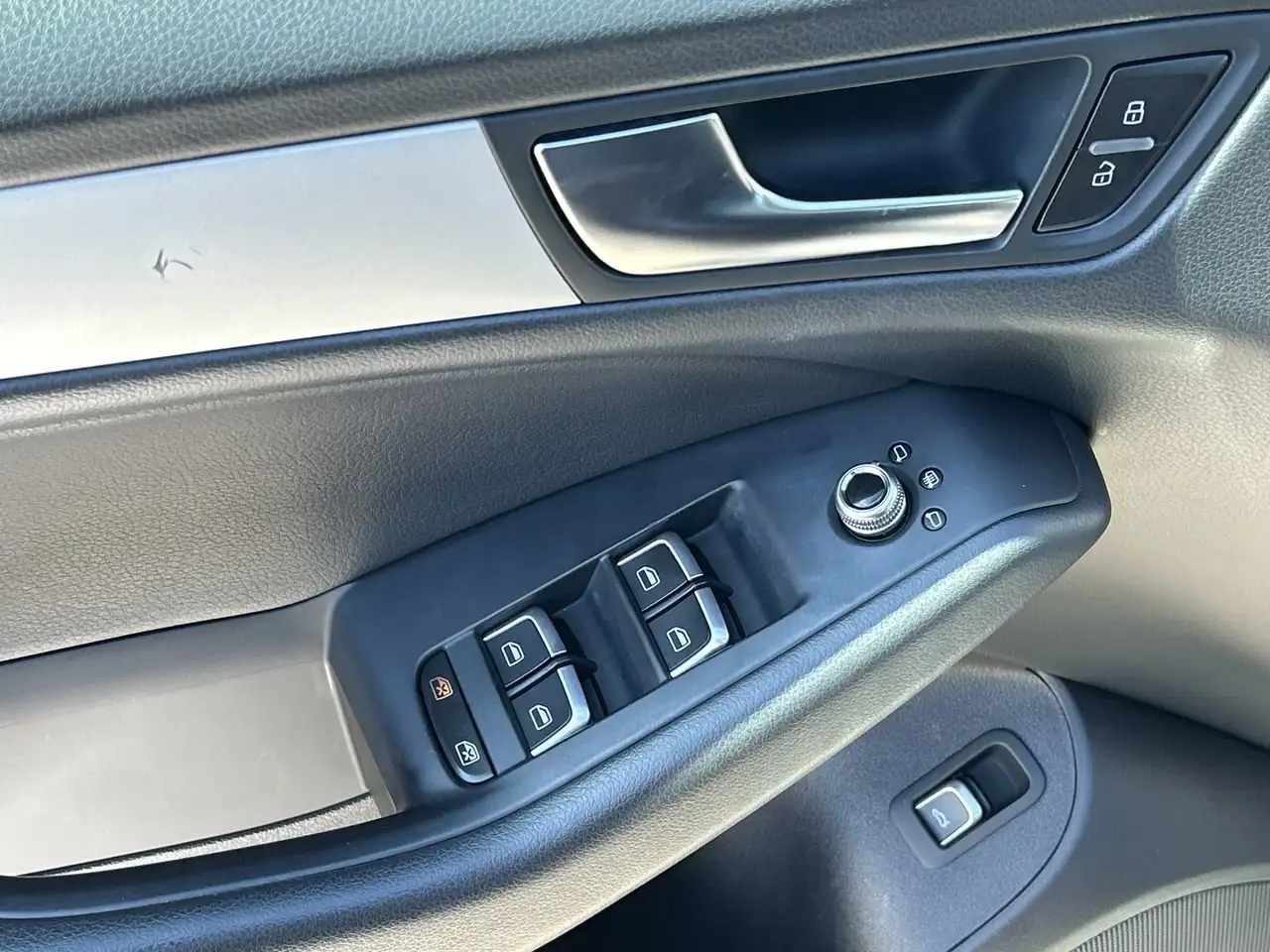 Audi Q5 снимка Audi Q5