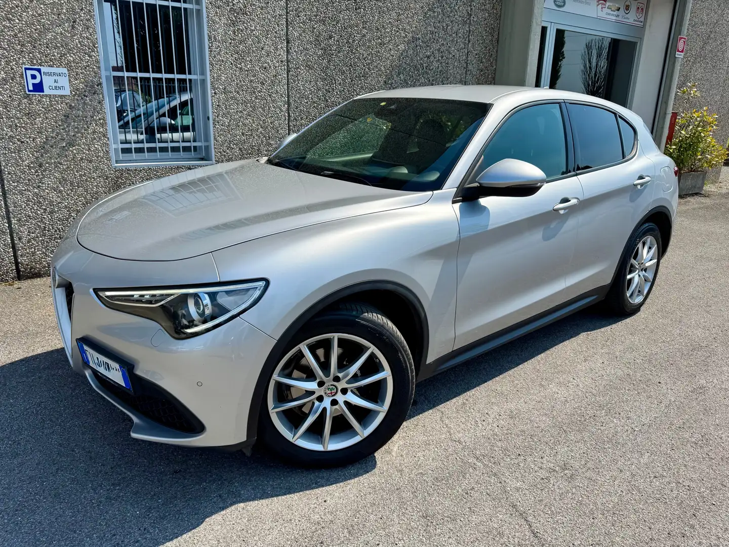 Alfa Romeo Stelvio 2.2 t Lusso Q4 210cv auto"PELLE TOTALE"FULL" Argento - 2