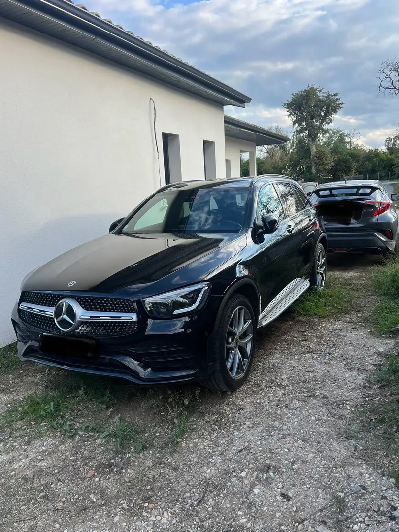 Mercedes-Benz GLC 300 Coupé EQBoost 9G-Tronic 4Matic Launch Edition AMG - 1