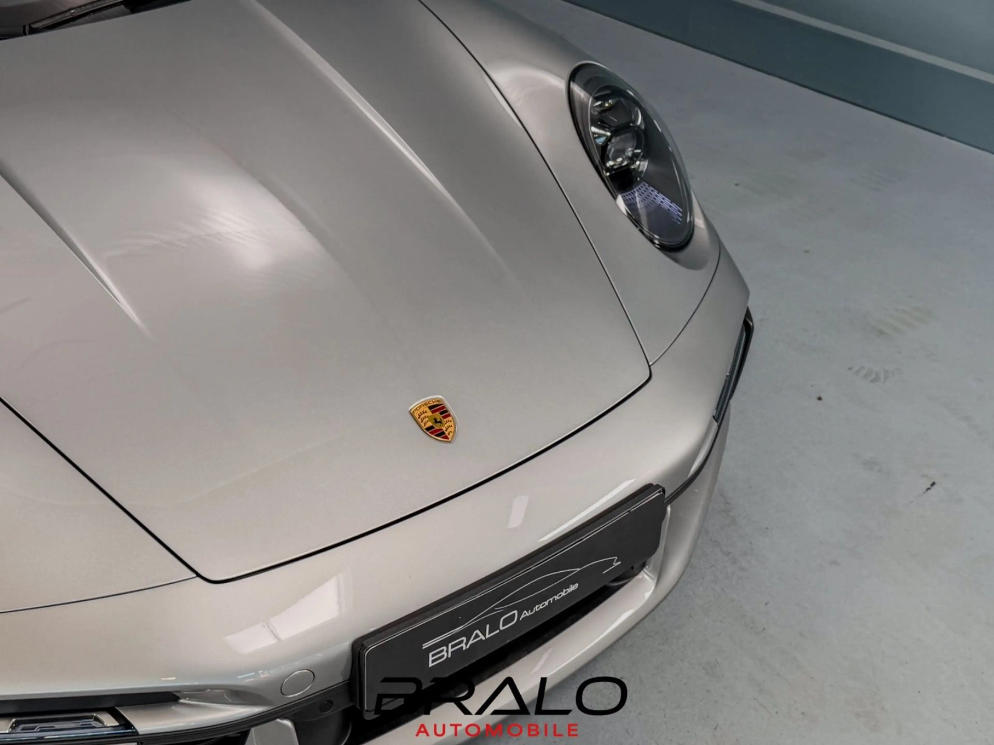 Porsche 992 Turbo S Cabriolet, - voll - Approved 09.2027 — photo 8