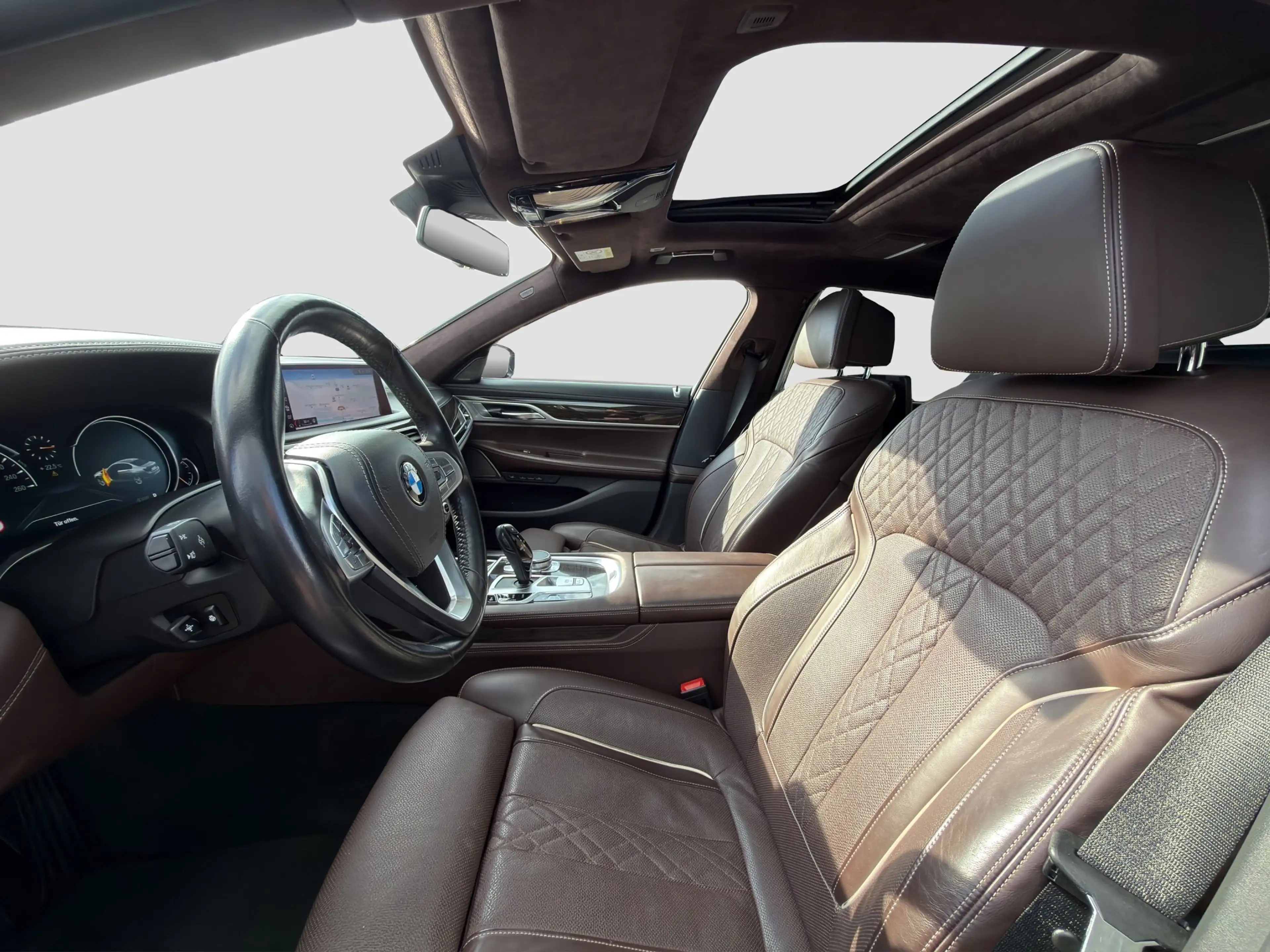 BMW 750 Ld xDrive — photo 7