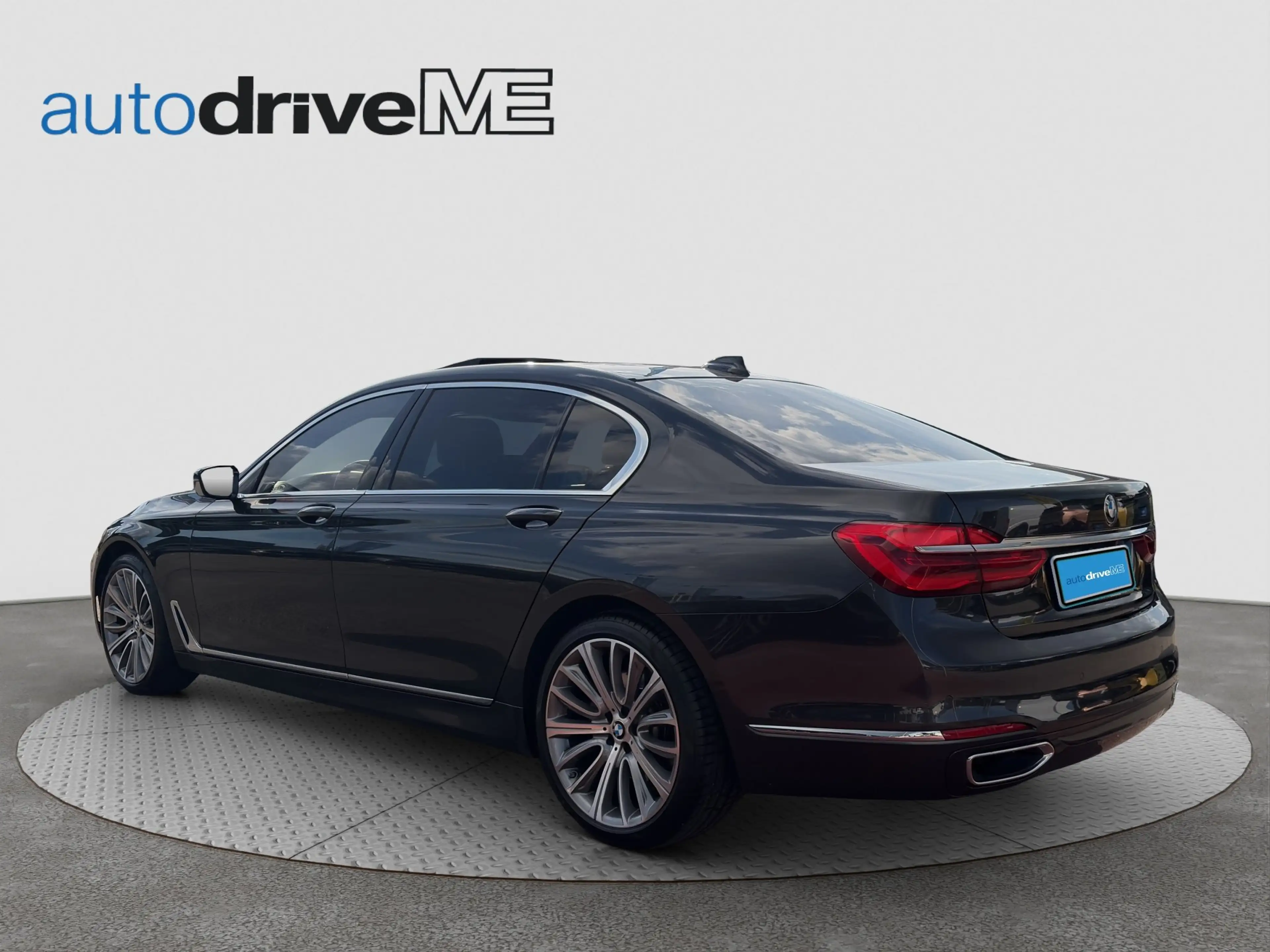 BMW 750 Ld xDrive — photo 3