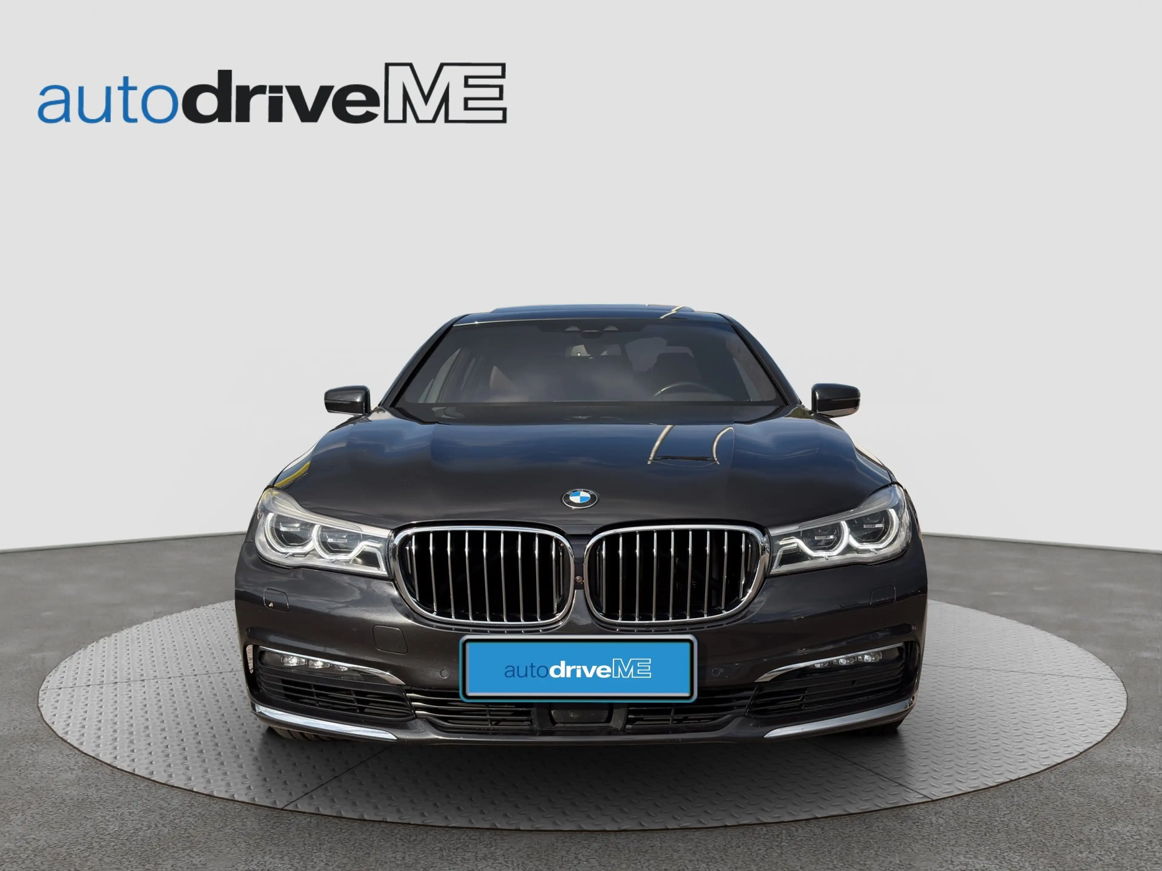 BMW 750 Ld xDrive — photo 2