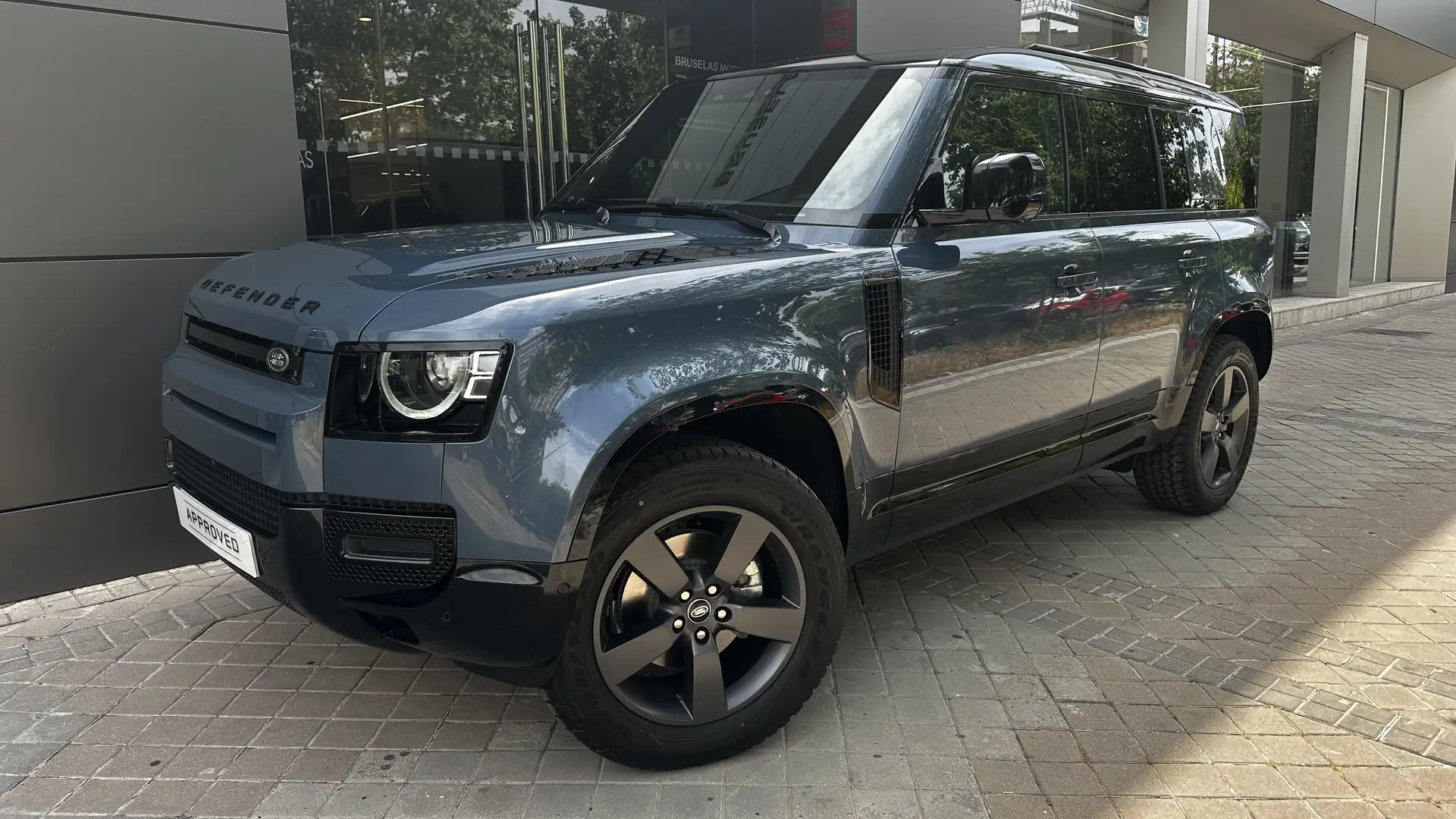 Land Rover Defender 110 3.0D l6 MHEV X-Dynamic SE AWD Aut. 250 Azul - 1