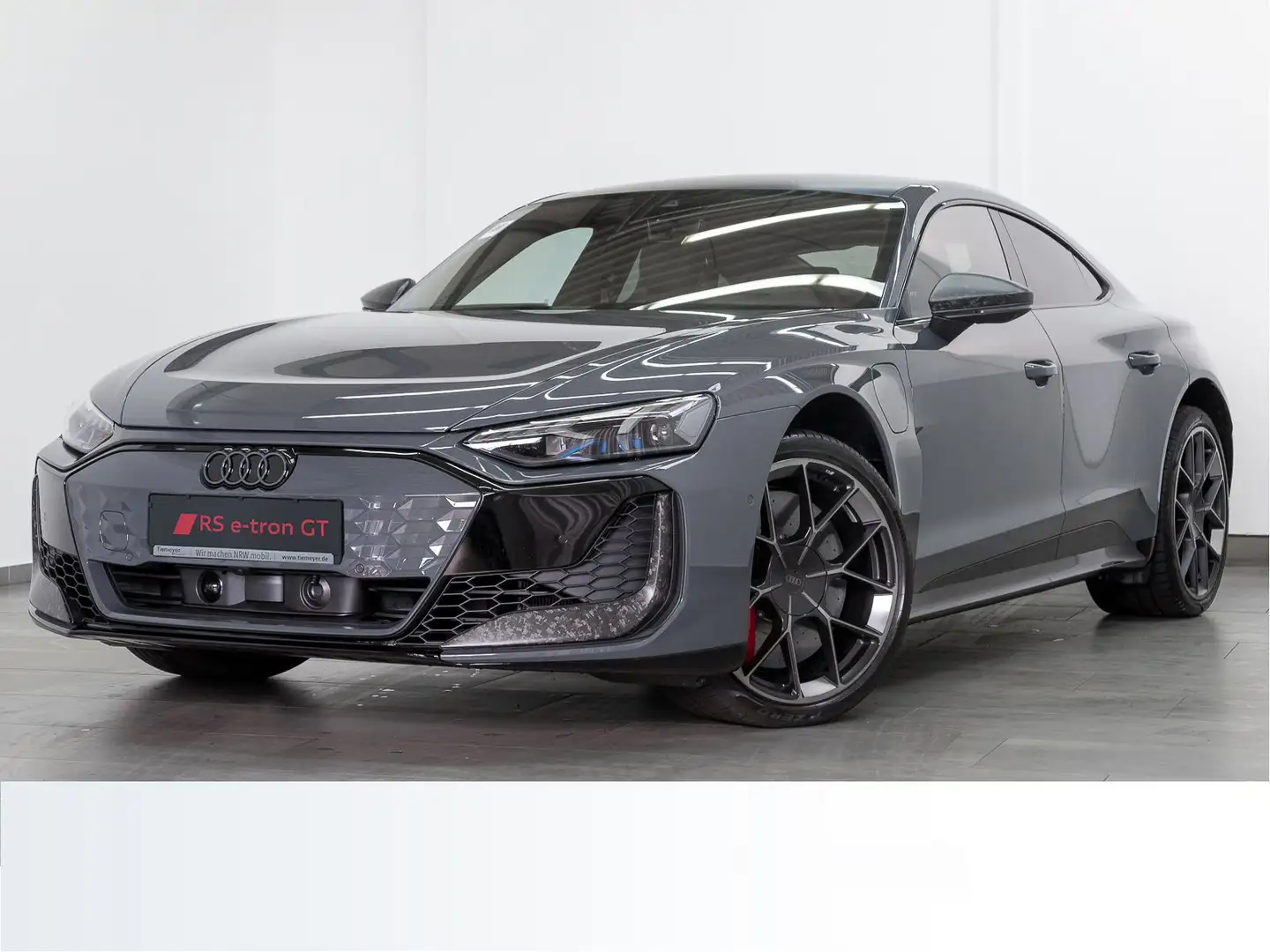 Audi e-tron GT e-tron GT RS Q PERFORMANCE BOOST 680KW 360* MATR Šedá - 2