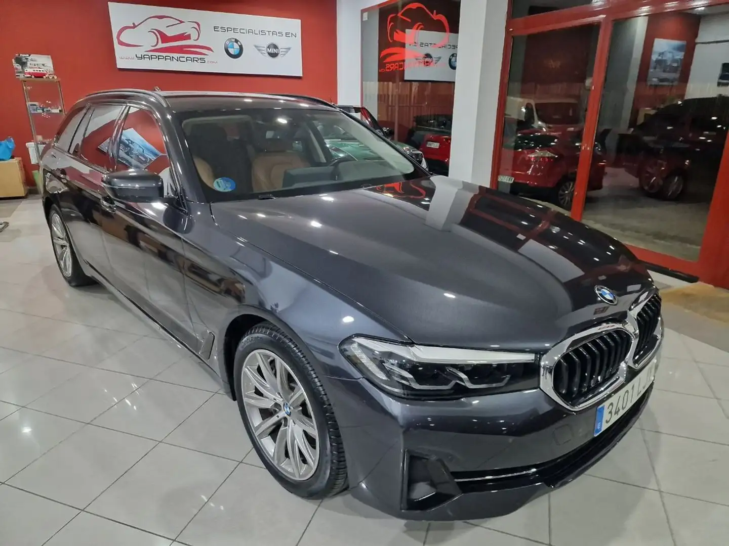 BMW 530 530dA Touring Gris - 1