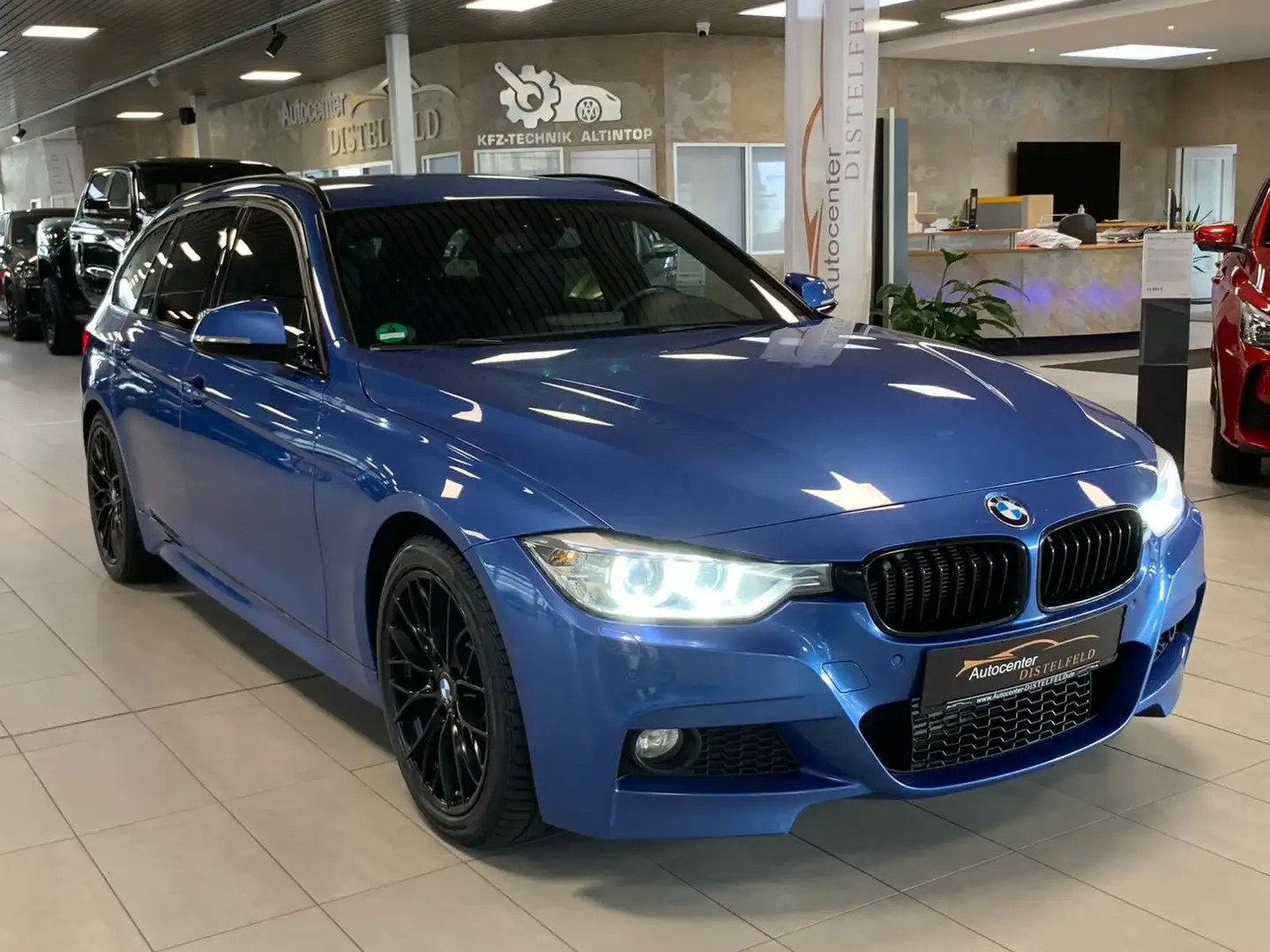 BMW 320 d M Performance 200PS Bi-Xenon Blau - 1