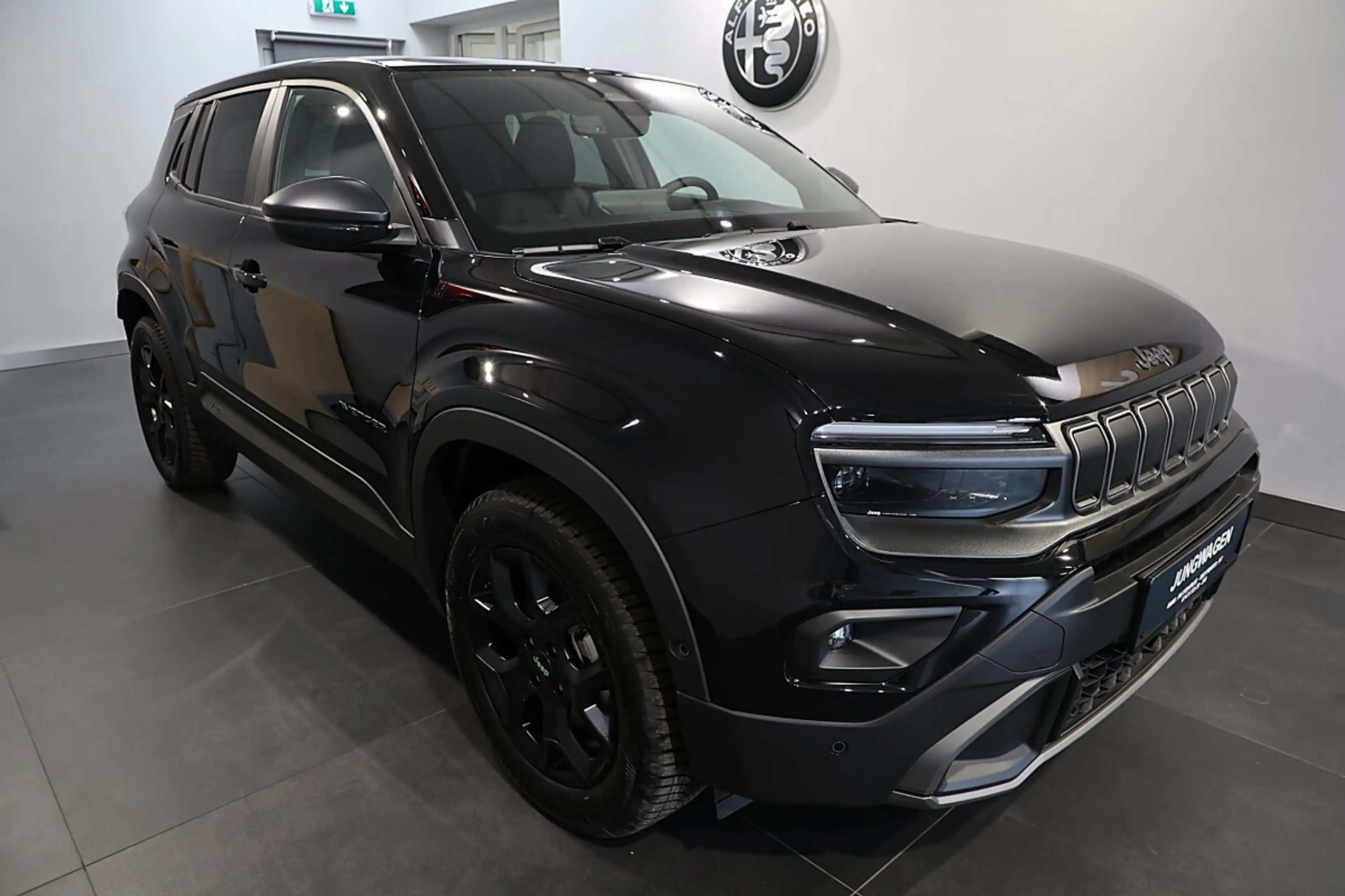 Jeep Avenger 1,2 eHybrid 4xe DCT6 Overland W-EDIZIONE — photo 6