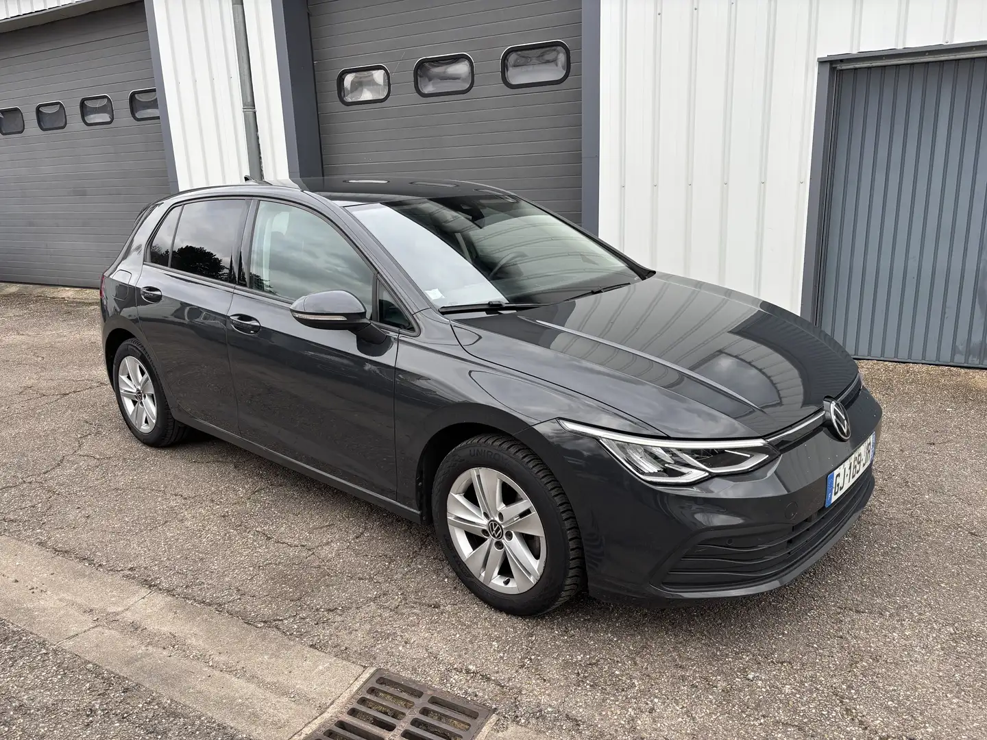 Volkswagen Golf 1.0 TSI 110 BlueMotion Technology Confortline - 1