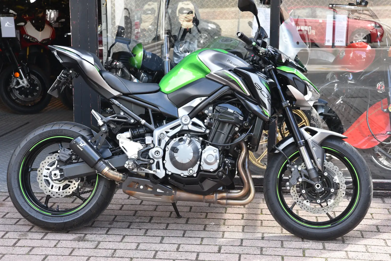 Kawasaki Z 900 ***MOTO VERTE*** Vert - 2
