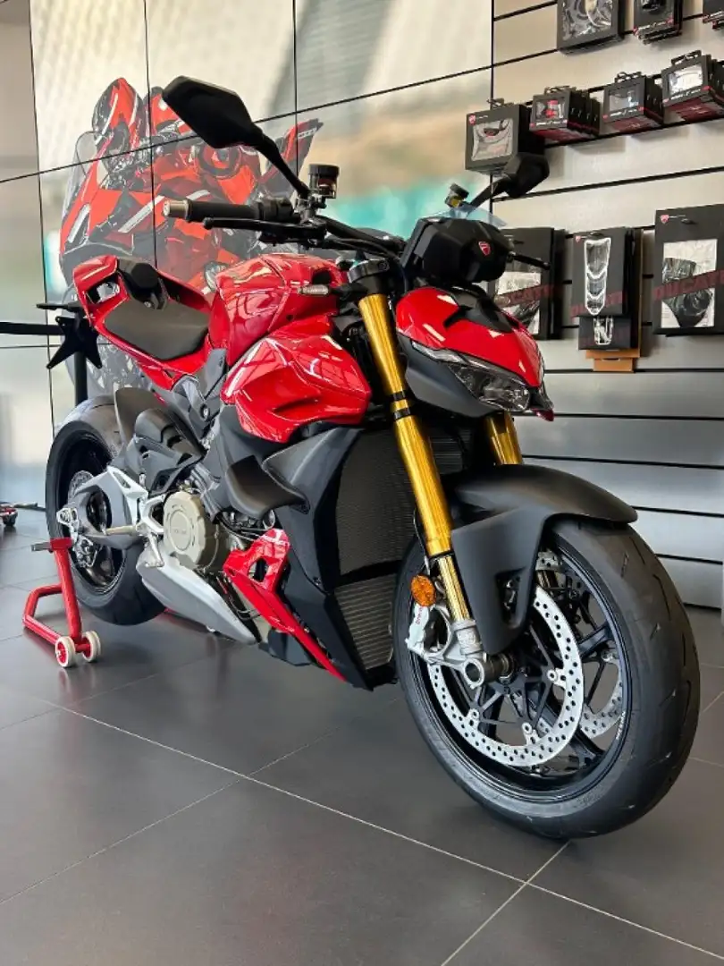 Ducati Streetfighter V4S Rosso - 1