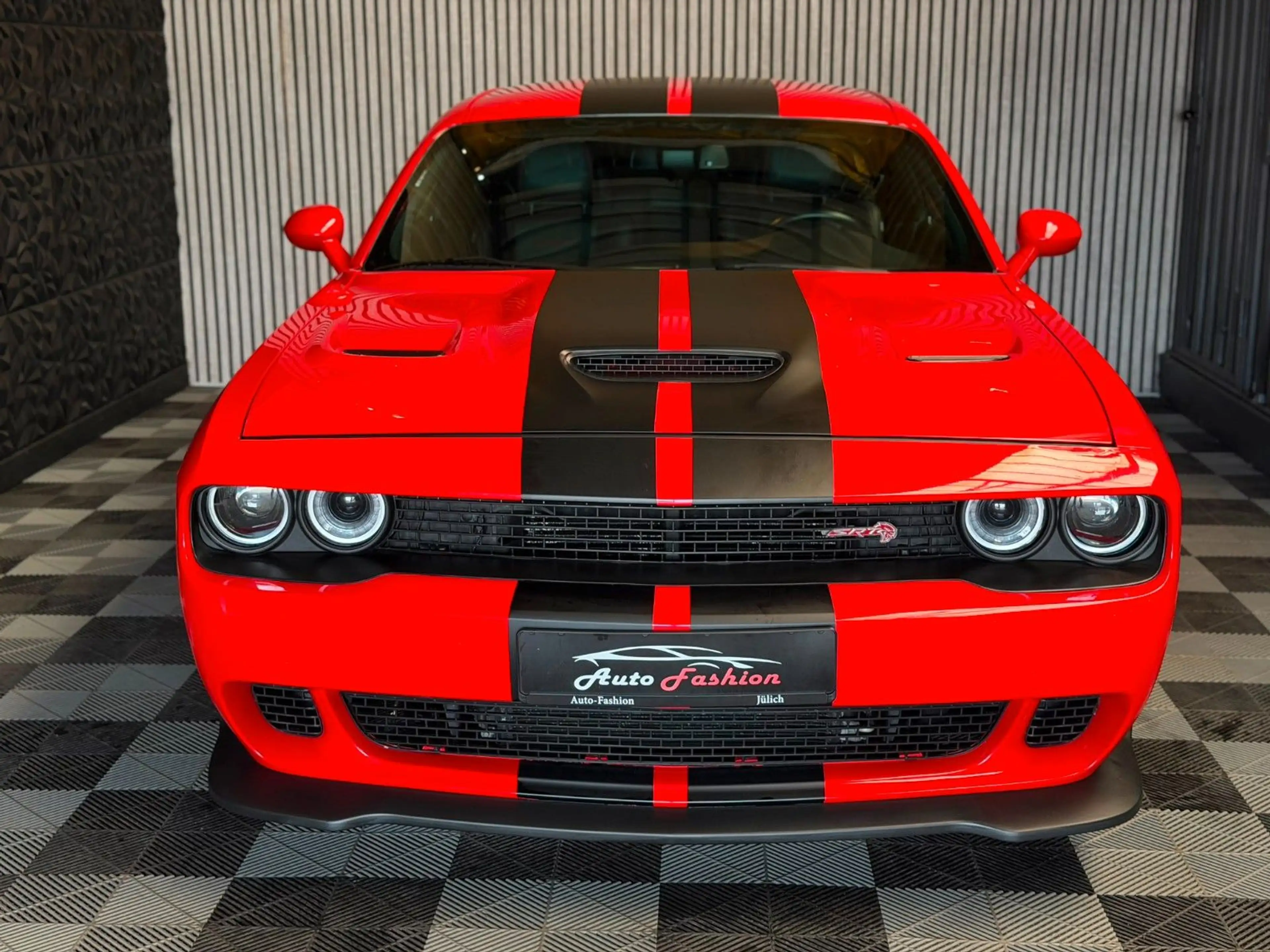 Dodge Challenger R/T V8 5,7L — photo 15