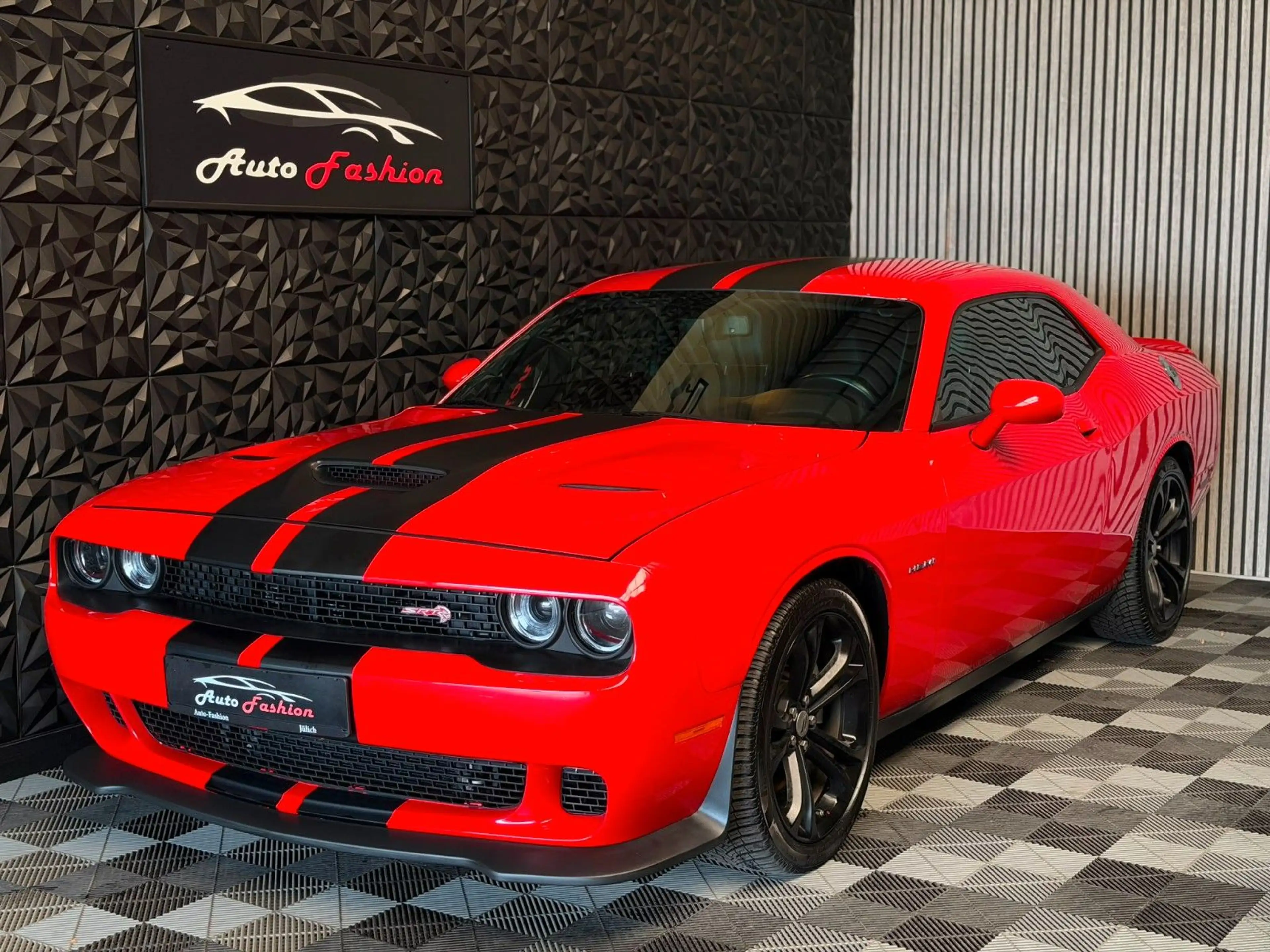 Dodge Challenger R/T V8 5,7L