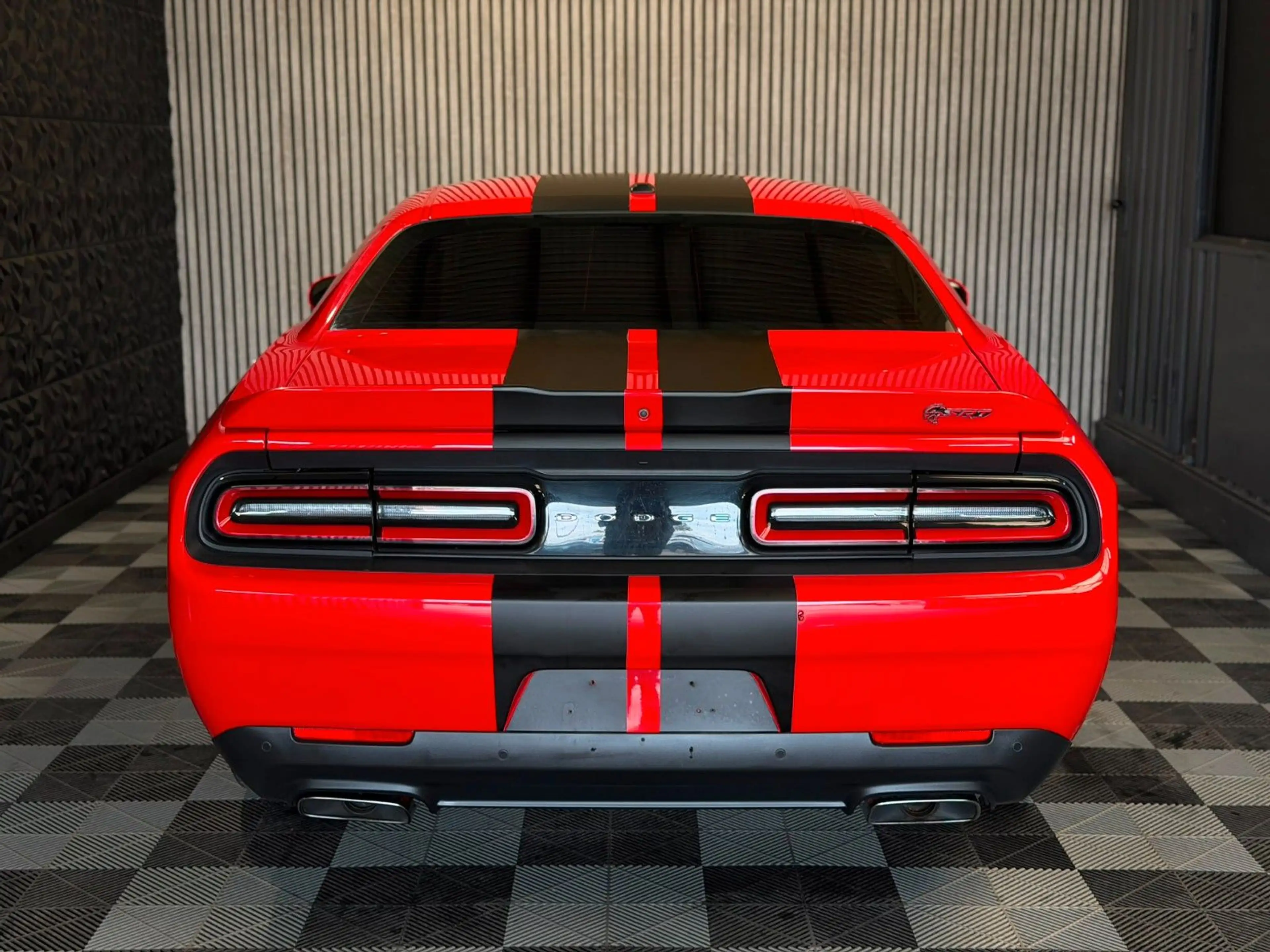 Dodge Challenger R/T V8 5,7L — photo 8