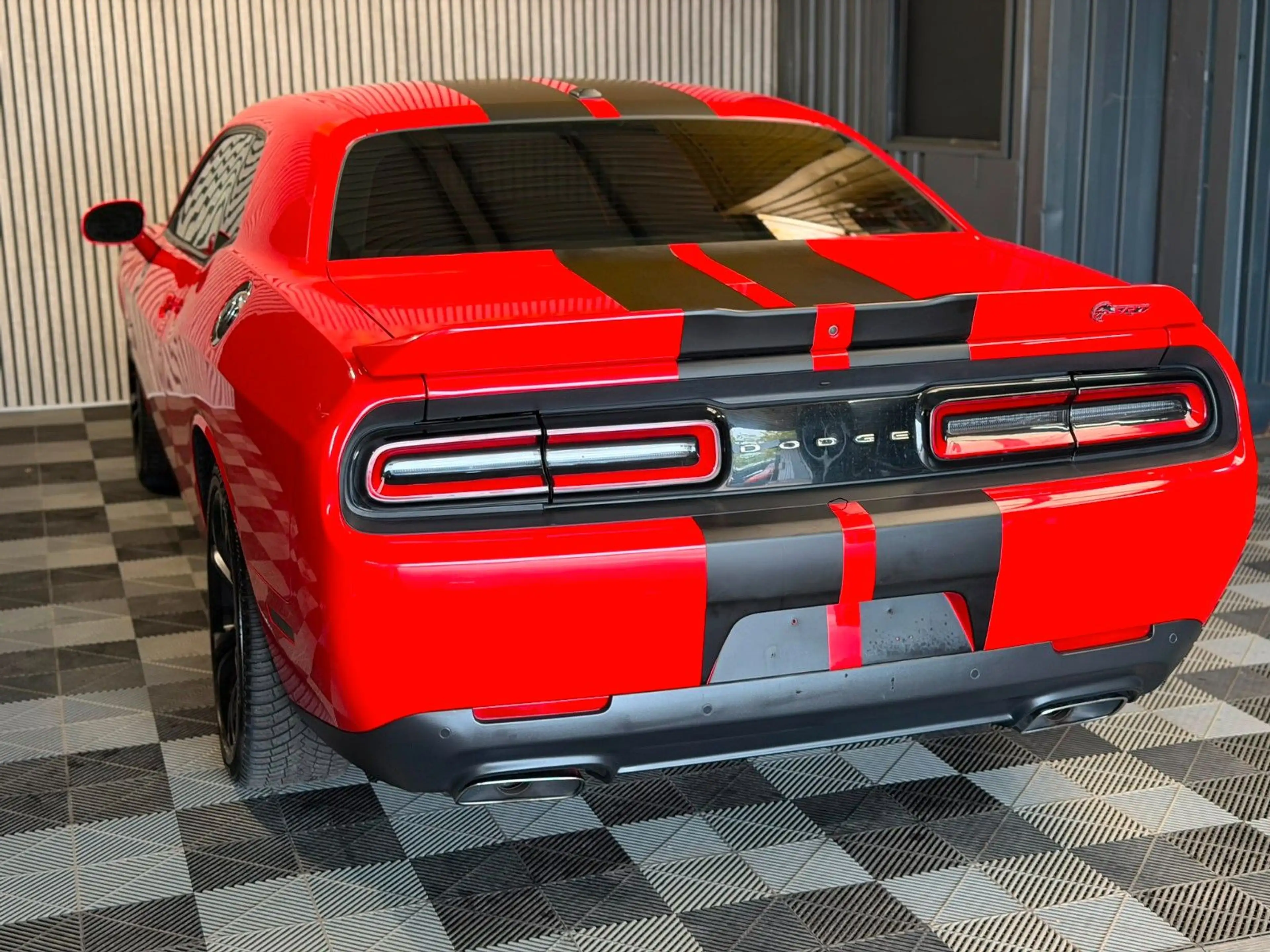 Dodge Challenger R/T V8 5,7L — photo 3