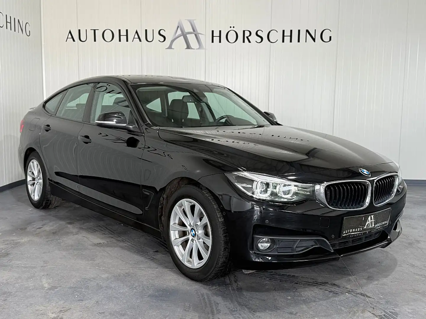 BMW 318 d Gran Turismo Aut. Černá - 1