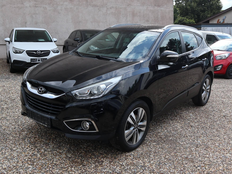 Hyundai iX35 Black 4 AWD*Leder*Xenon*Navi*