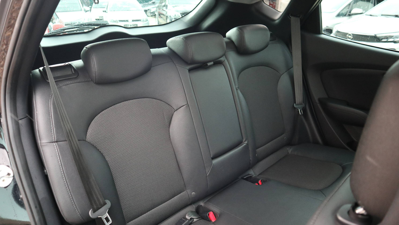 Hyundai iX35 Black 4 AWD*Leder*Xenon*Navi* — photo 11