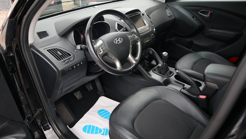 Hyundai iX35 Black 4 AWD*Leder*Xenon*Navi* — photo 6