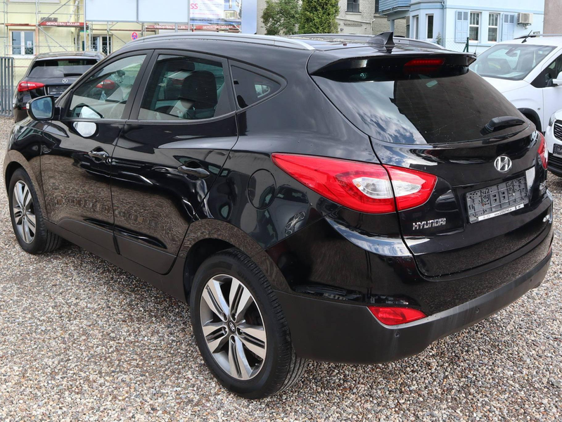 Hyundai iX35 Black 4 AWD*Leder*Xenon*Navi* — photo 2