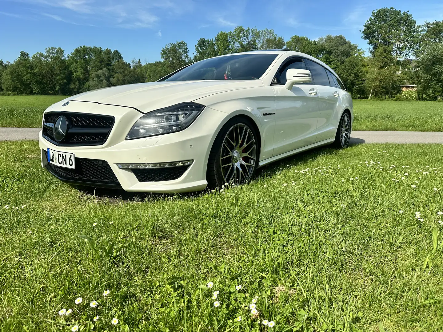 Mercedes-Benz CLS 63 AMG Shooting Brake SPEEDSHIFT MCT - 2