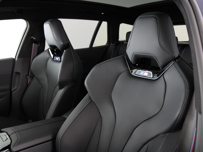 BMW 550 5 serie Touring 550e xDrive — photo 5