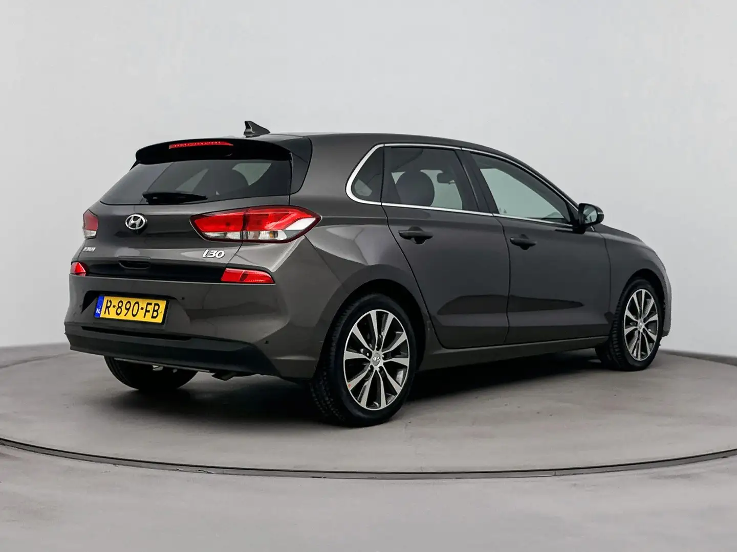 Hyundai i30 1.4 T-GDI Comfort Aut. | Stoel + stuurverwarming | Brun - 2
