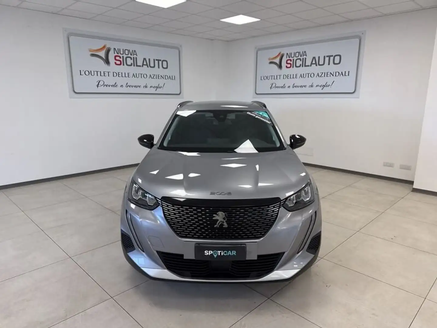 Peugeot 2008 II 2020 1.2 puretech Allure s&s 100cv Gris - 1