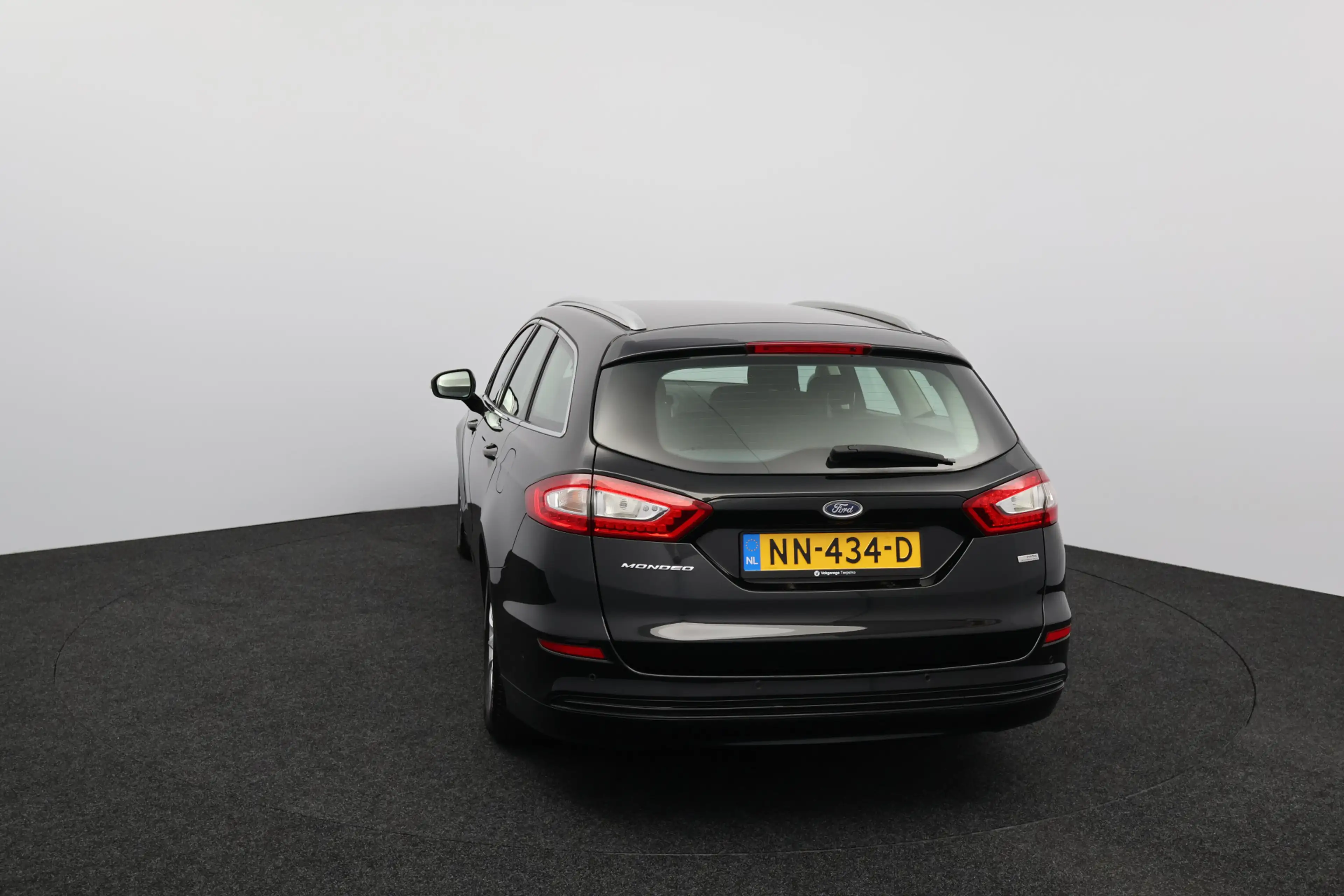Ford Mondeo Wagon 1.5 TDCi Titanium/ LED Koplampen/ Voorruitve — photo 14