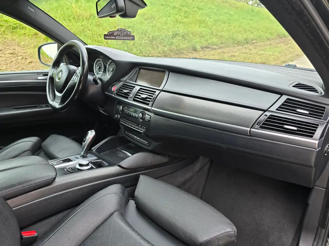 BMW X6 xDrive50i Top – Bild 22