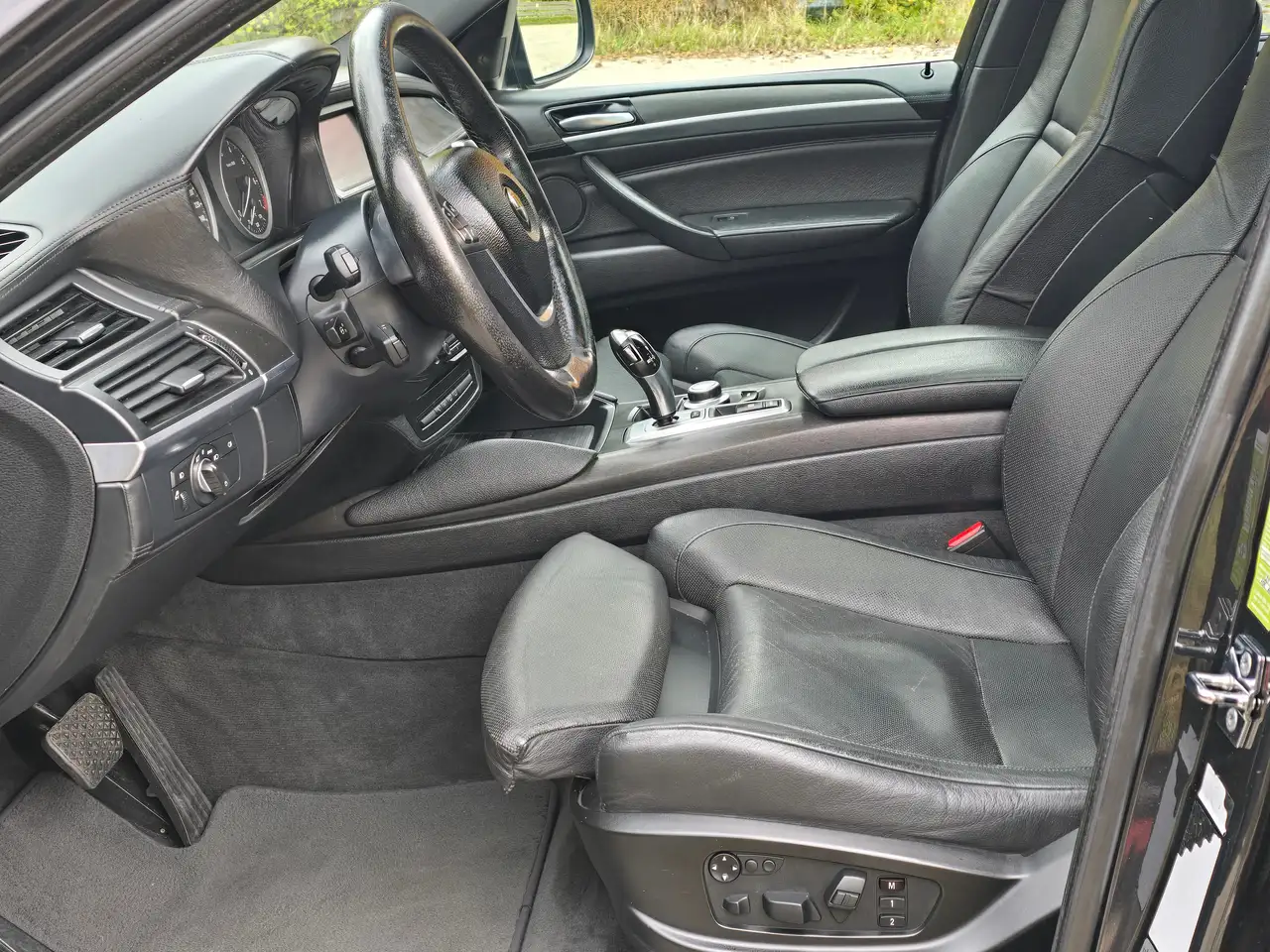 BMW X6 xDrive50i Top – Bild 10