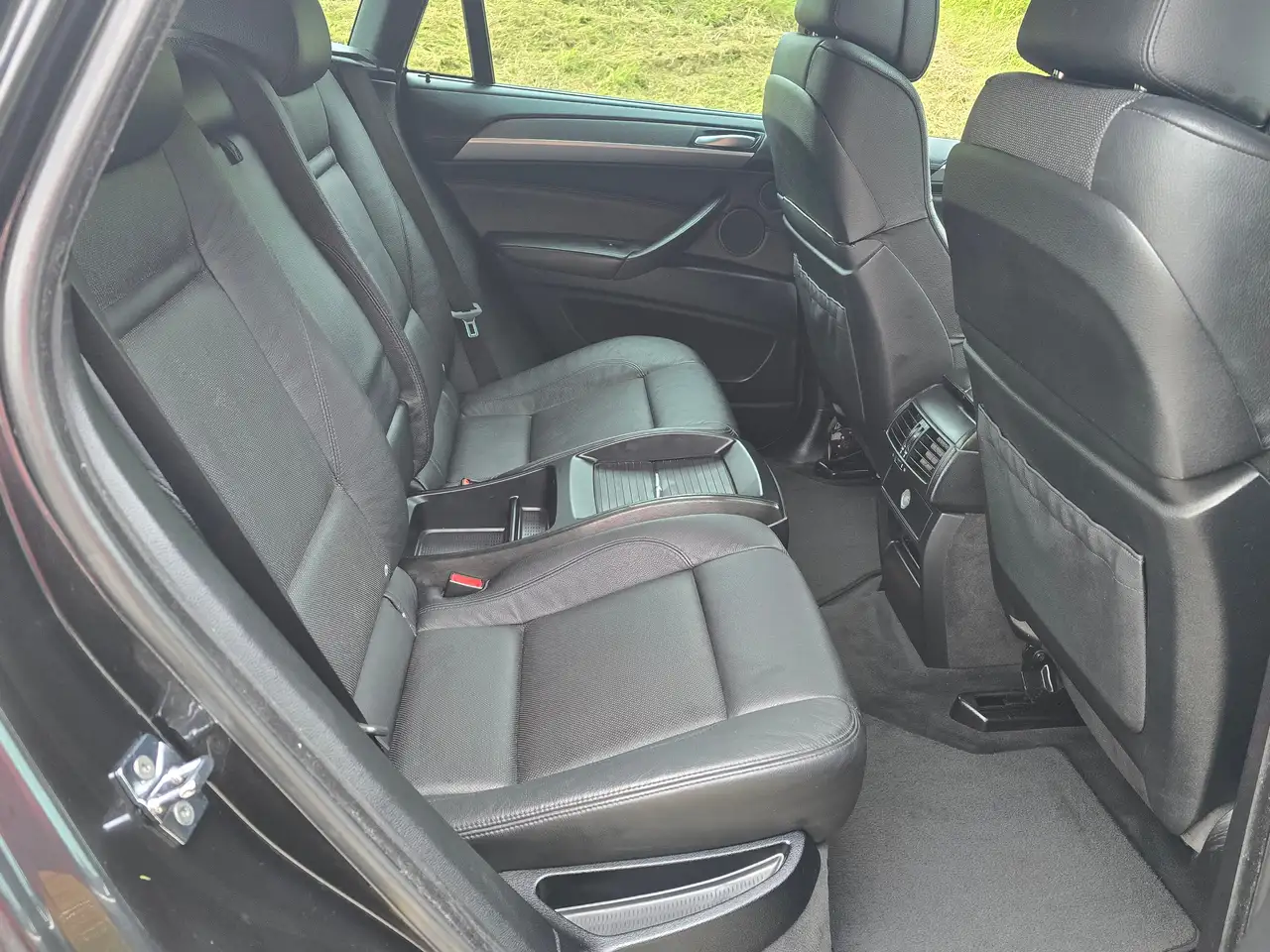 BMW X6 xDrive50i Top – Bild 24