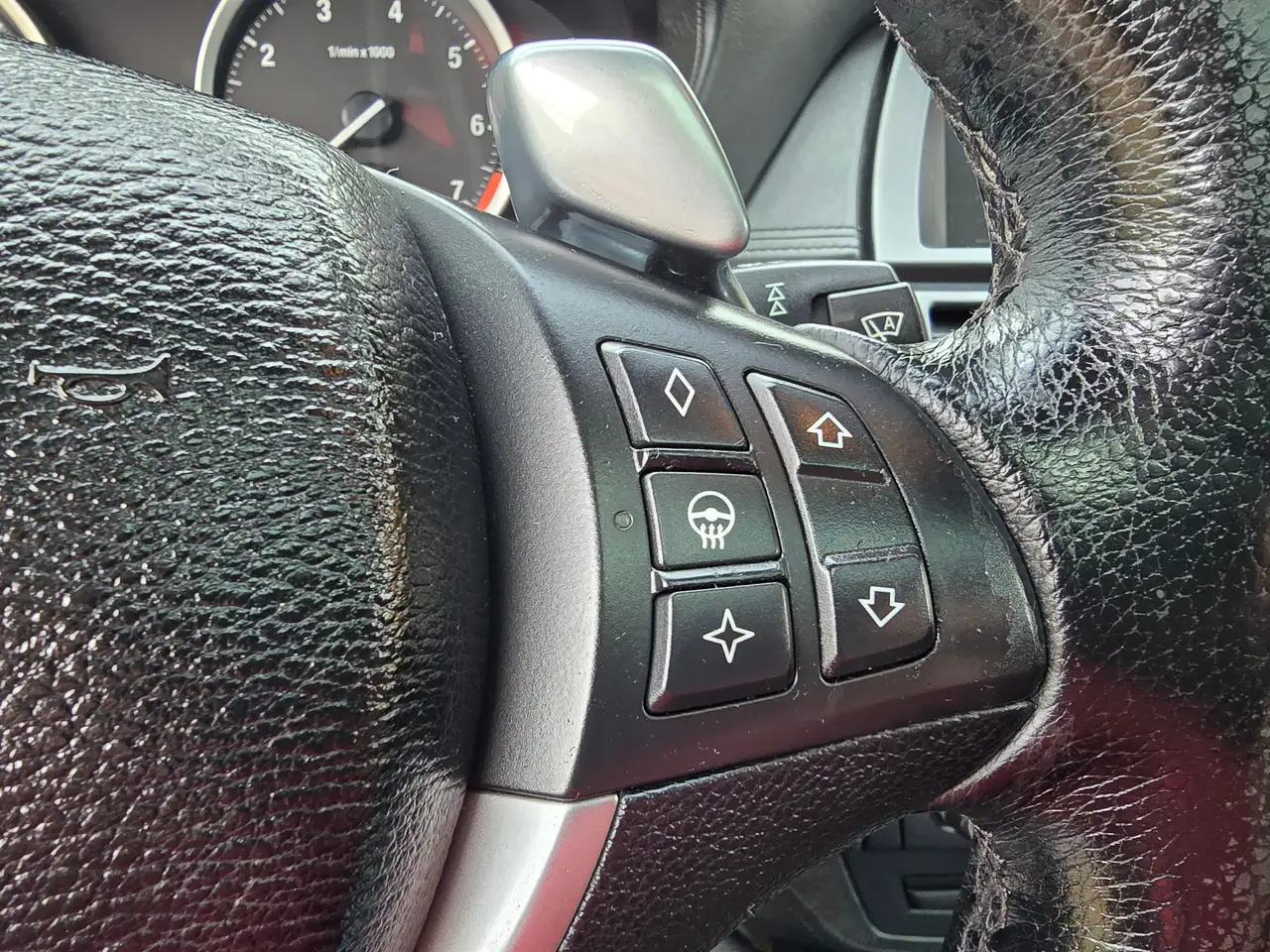BMW X6 xDrive50i Top – Bild 14