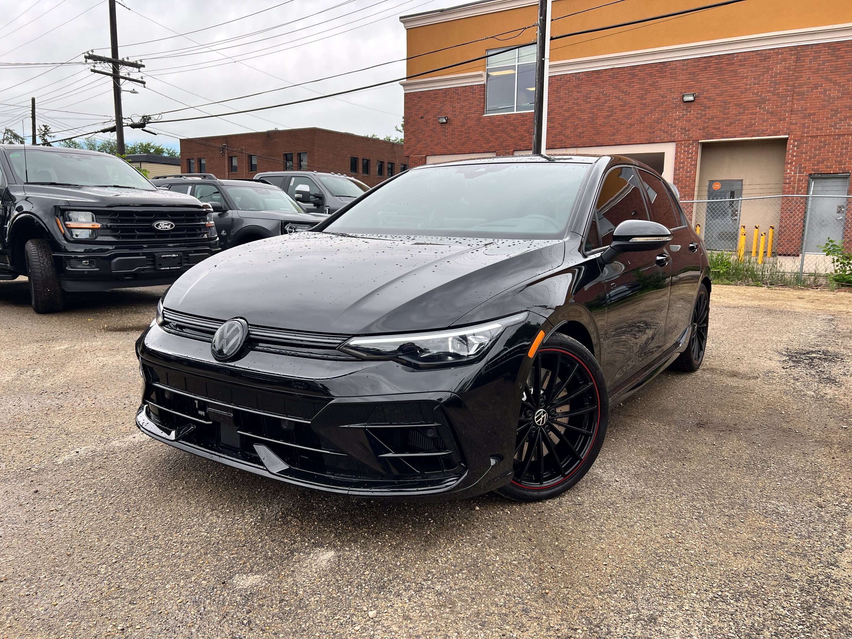 2025 Volkswagen Golf Black Edition | CarPlay | Rear Cam | Climate Seats — снимка 1