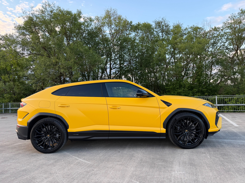 Lamborghini Urus Urus SE PANO BLACK PACKAGE MWST 1.HAND PPF TOP! — photo 5