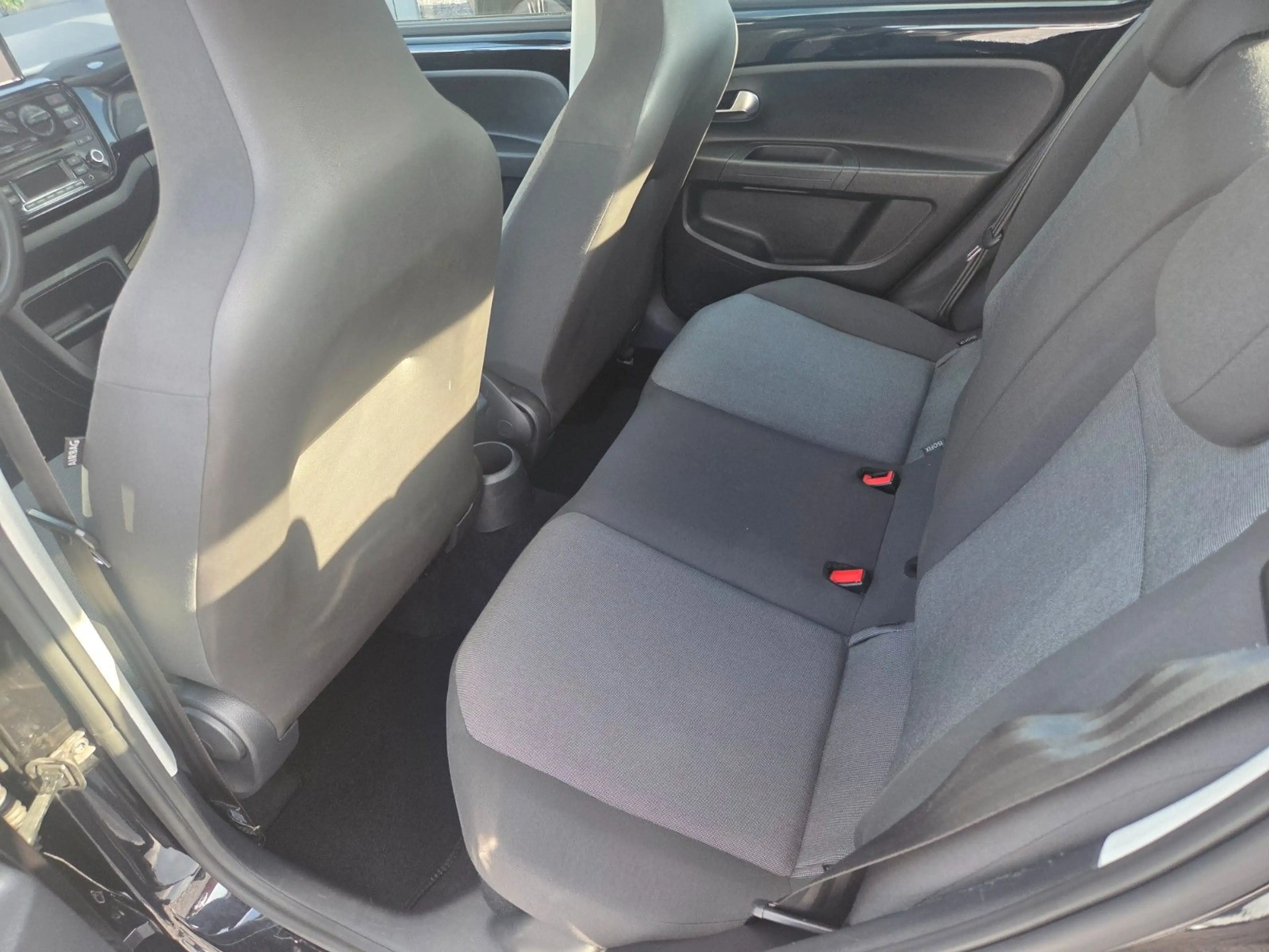 Volkswagen up! move Klima/Navi/PDC/Tempomat/Sitzheizung — photo 13