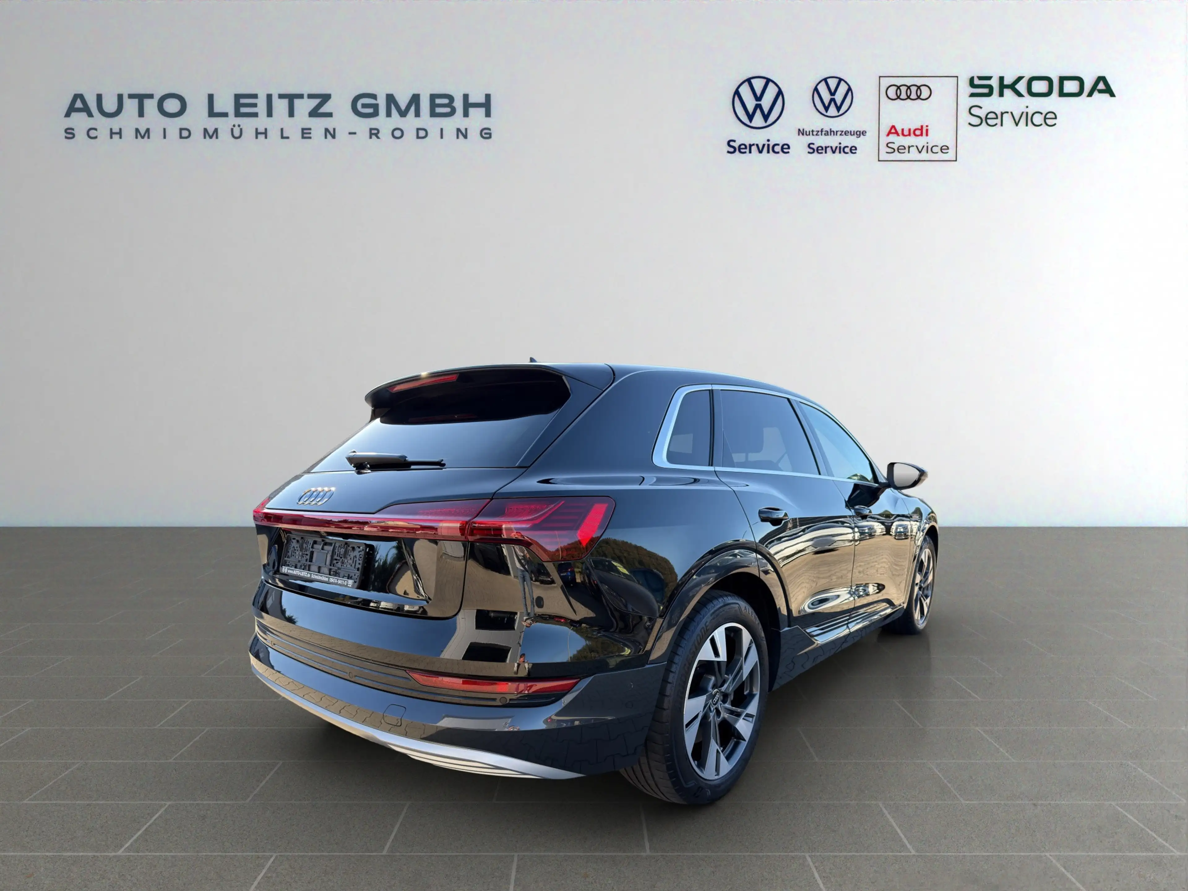 Audi e-tron 55 advanced HUD RFK GRA 4xSHZ Navi APP — photo 7