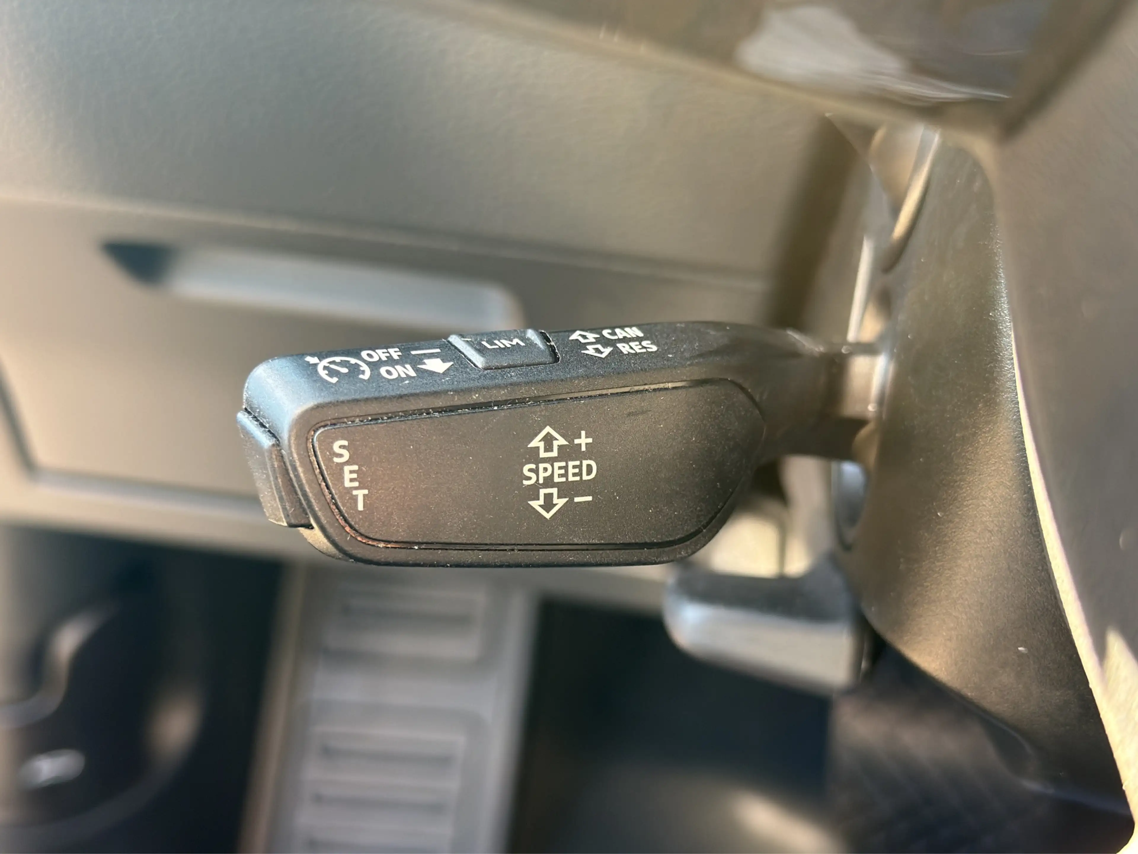 Audi e-tron 55 advanced HUD RFK GRA 4xSHZ Navi APP — photo 15