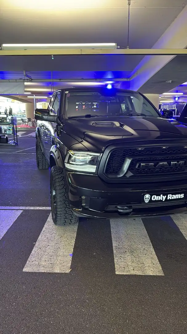 Dodge RAM Sport 5.7 Hemi - 1