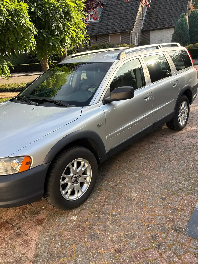 Volvo XC70 XC70 2.5 T Plateado - 1