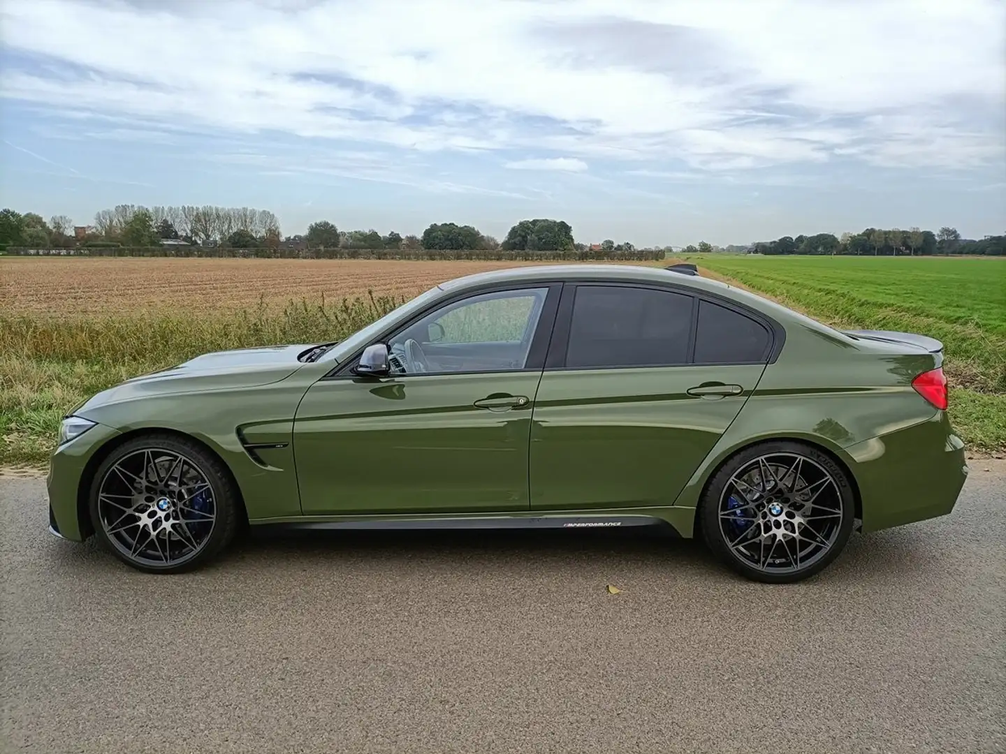 BMW M3 M3 Competition Individual Verde - 2
